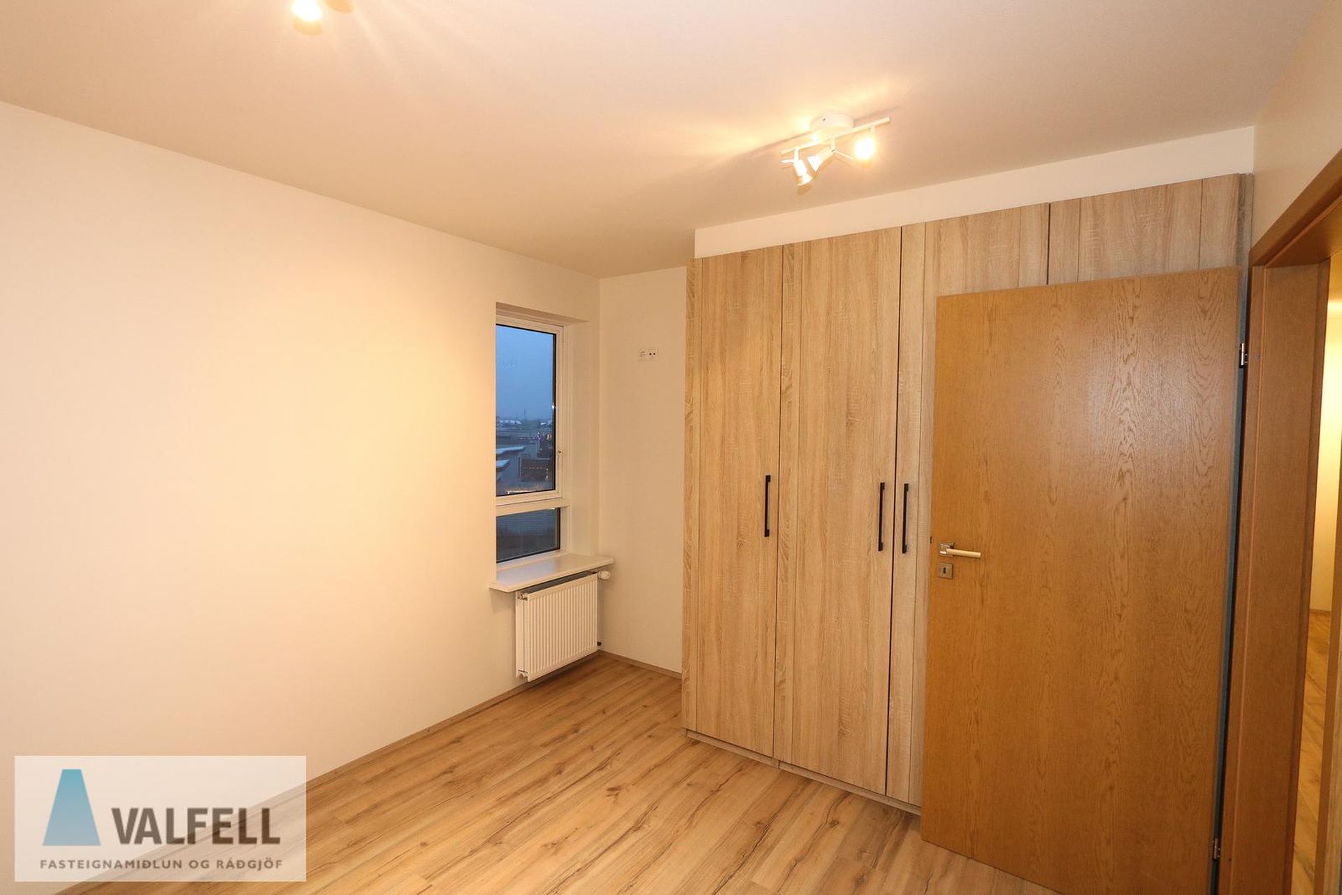 Holtsflöt 9, 300 Akranes