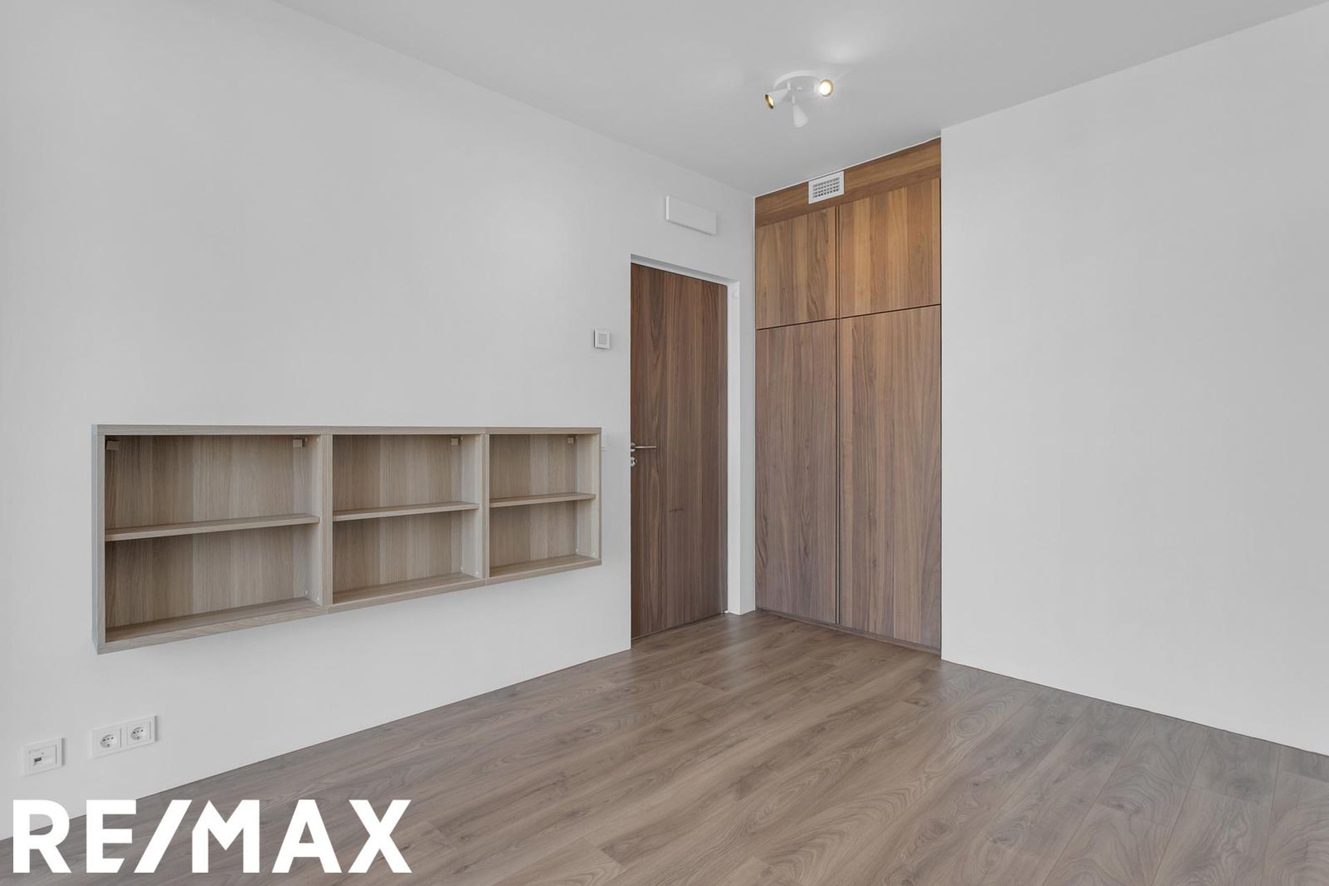 Hallgerðargata 3, 105 Reykjavík