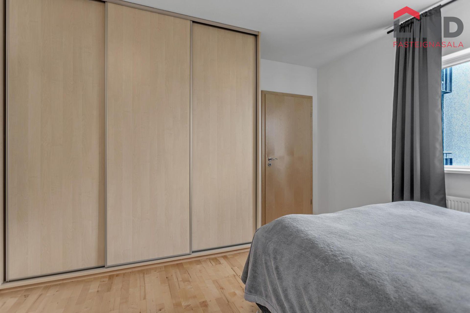 Þórðarsveigur 6, 113 Reykjavík