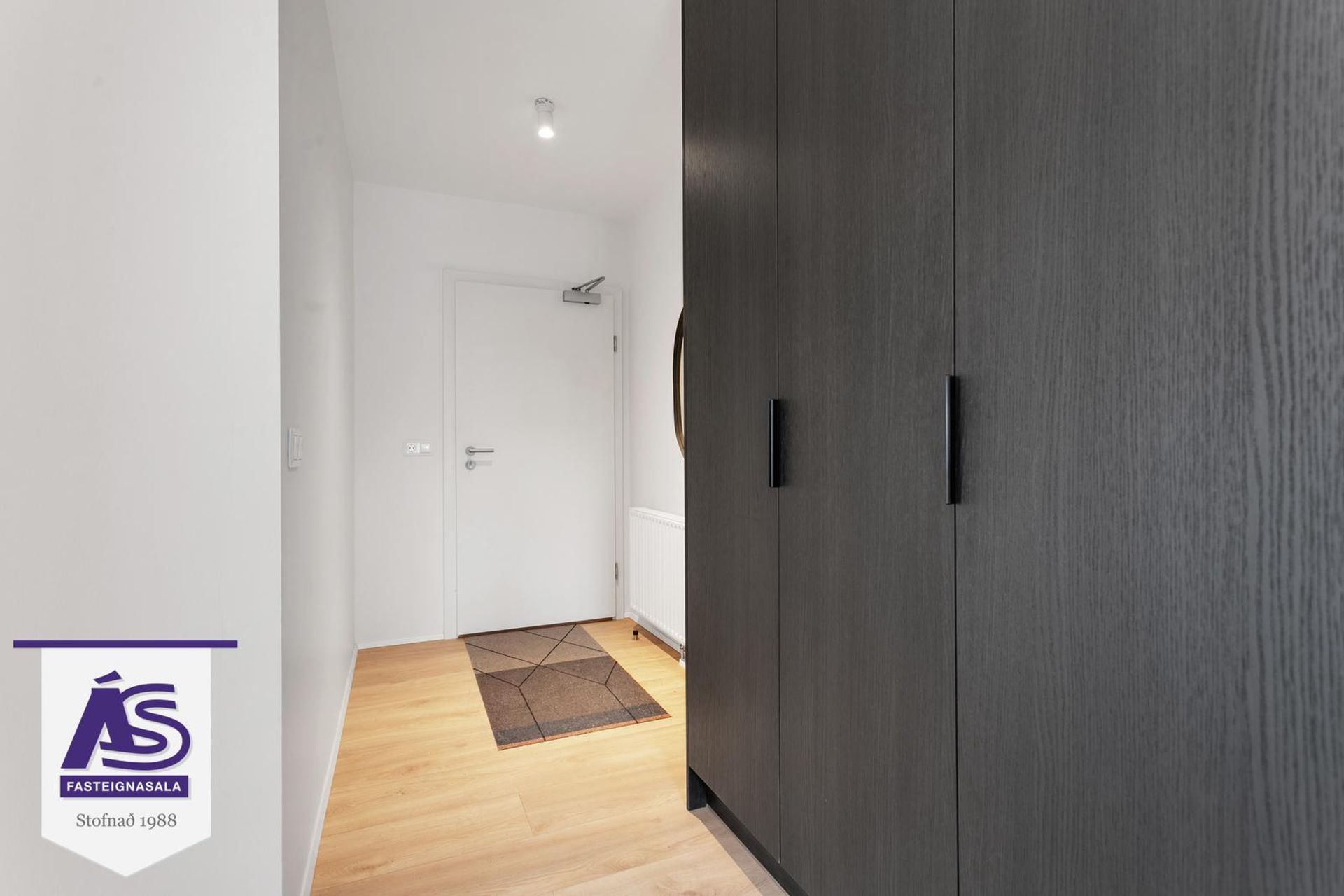 Hringhamar 21, 221 Hafnarfjörður