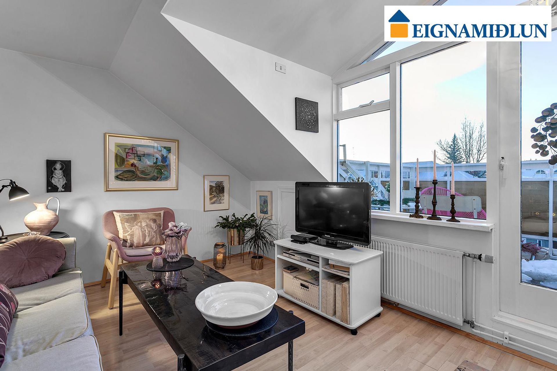 Mávahlíð 11, 105 Reykjavík