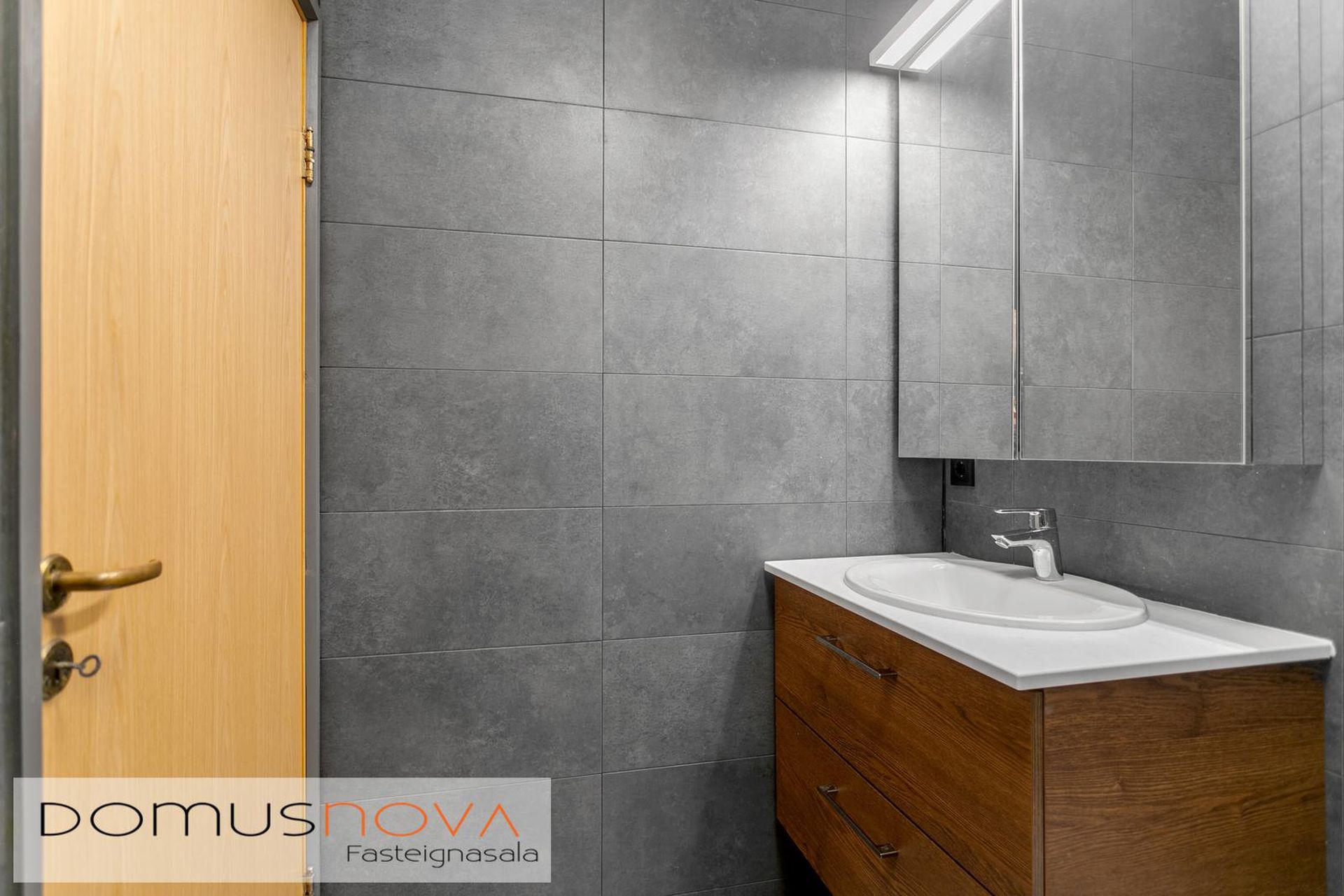 Víkurás 2, 110 Reykjavík