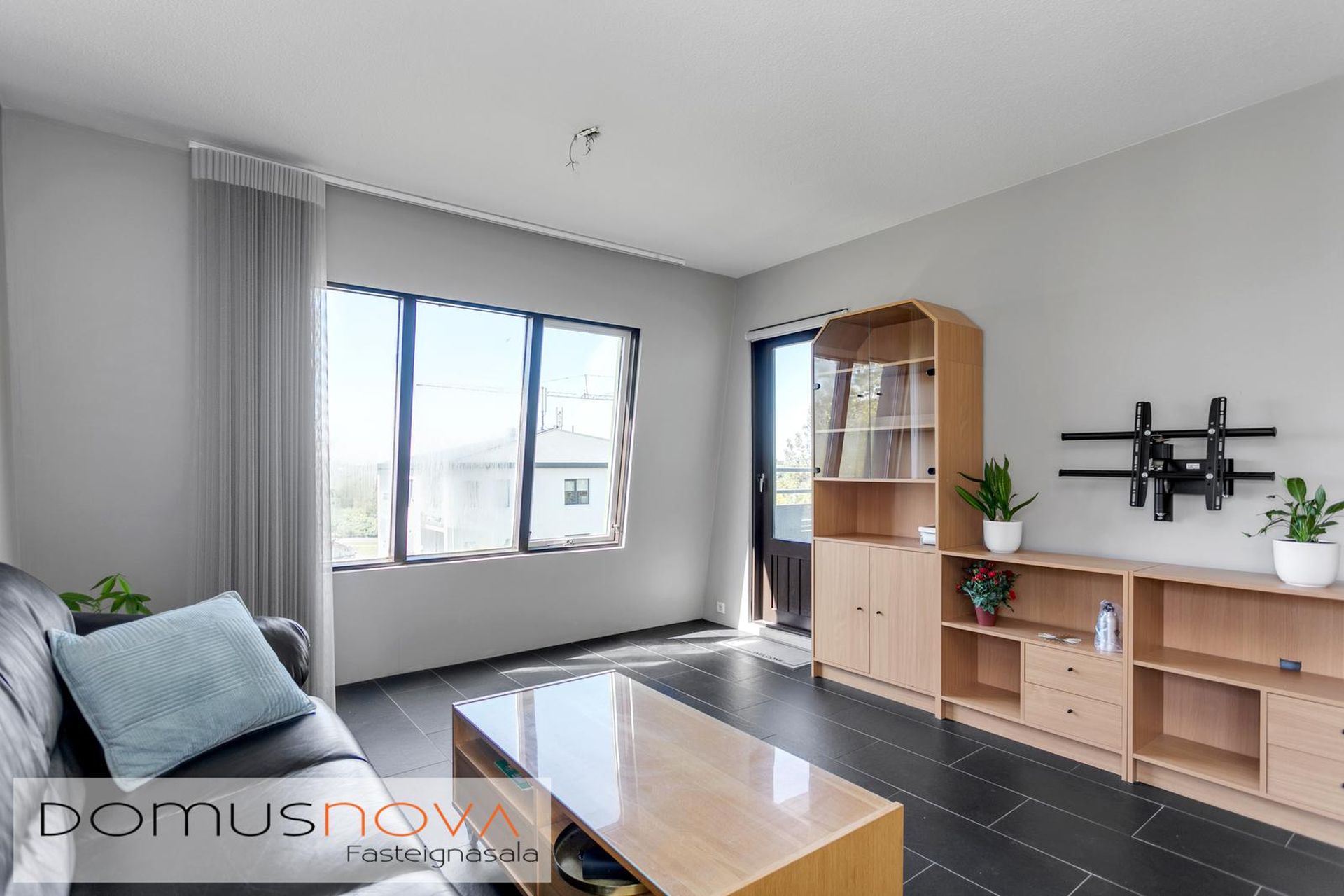 Víkurás 2, 110 Reykjavík