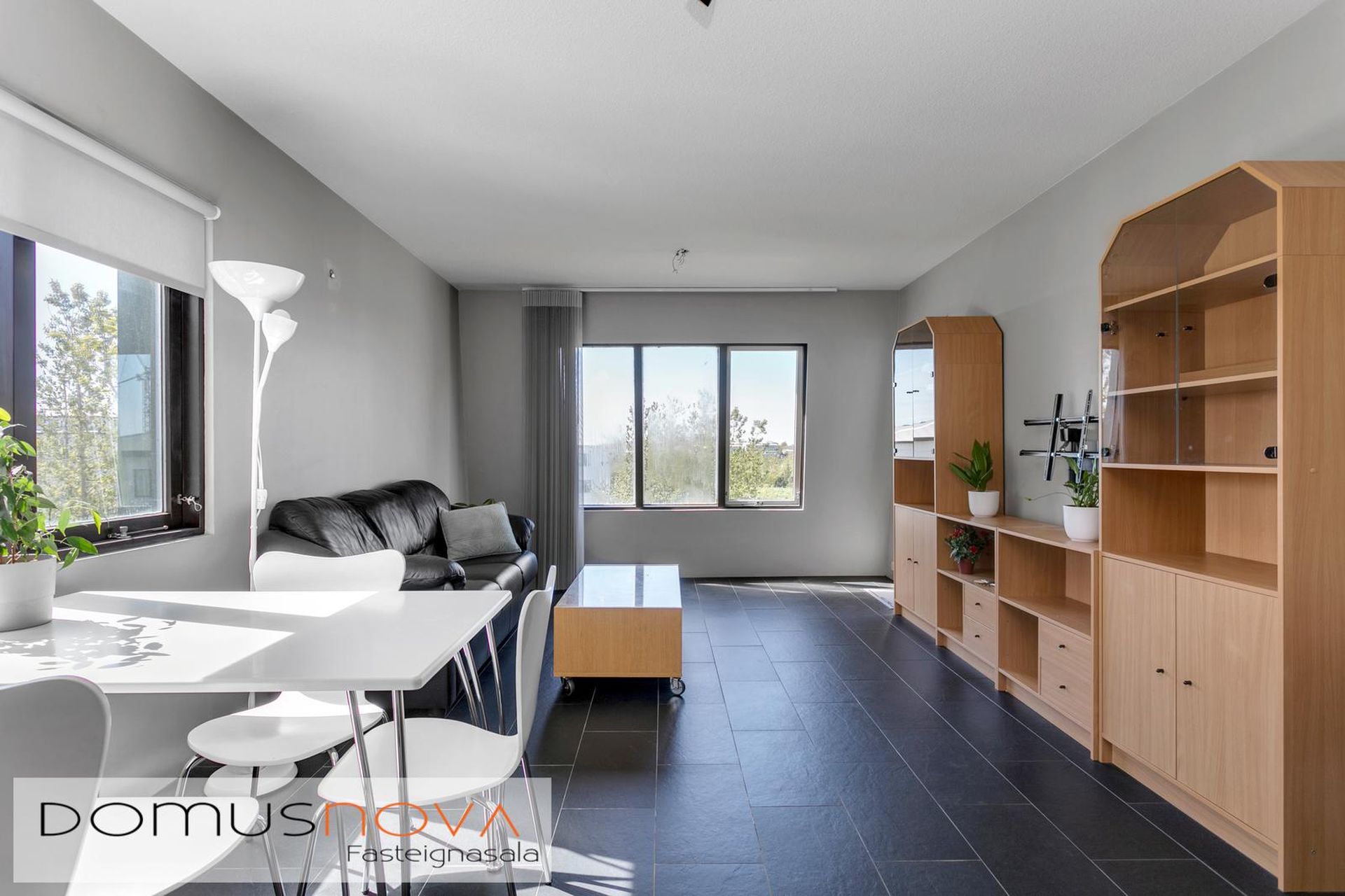 Víkurás 2, 110 Reykjavík