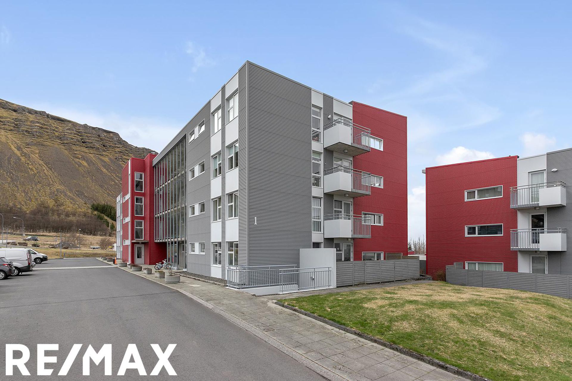 Rauðamýri 1, 270 Mosfellsbær