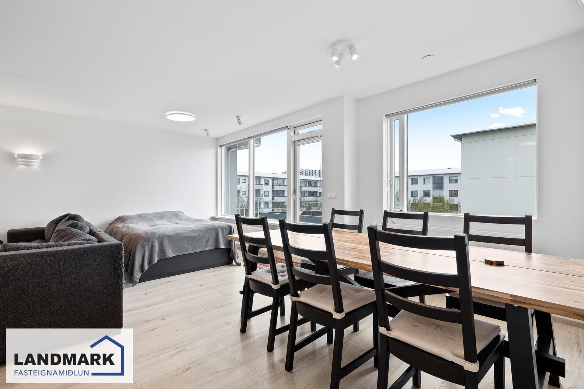 Leirubakki 18, 109 Reykjavík