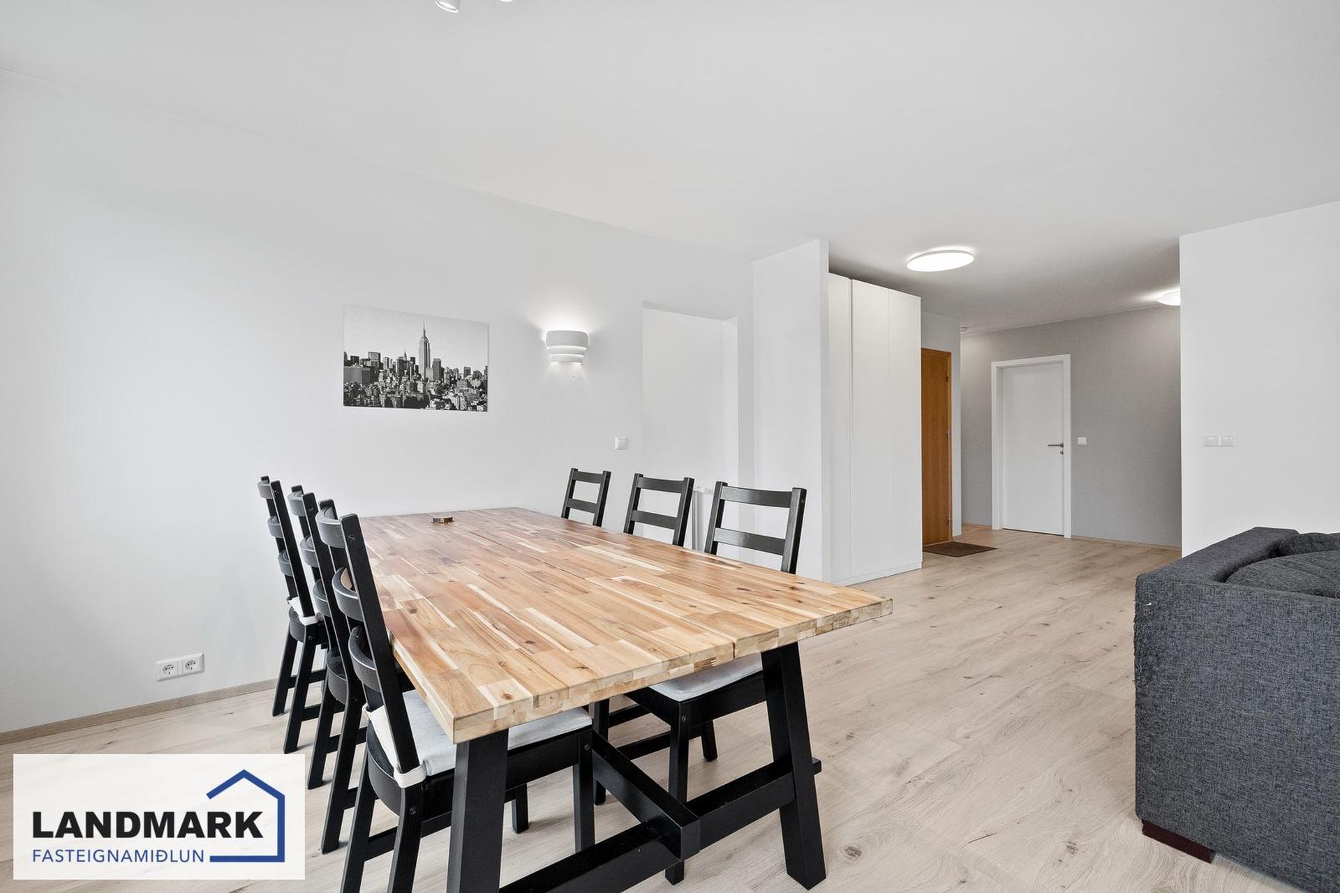 Leirubakki 18, 109 Reykjavík