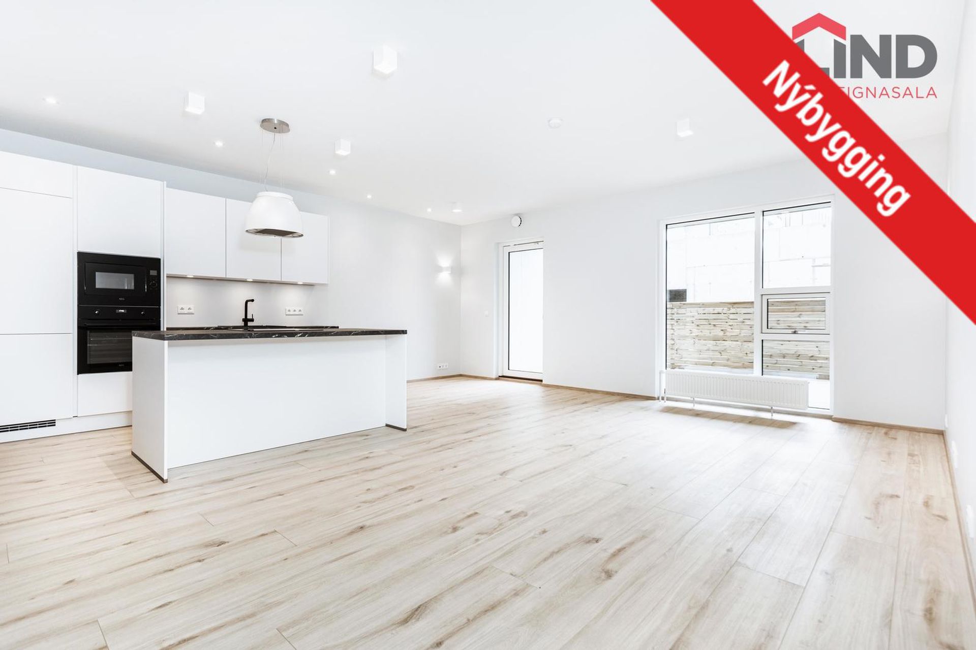 Arnarhlíð 4, 102 Reykjavík