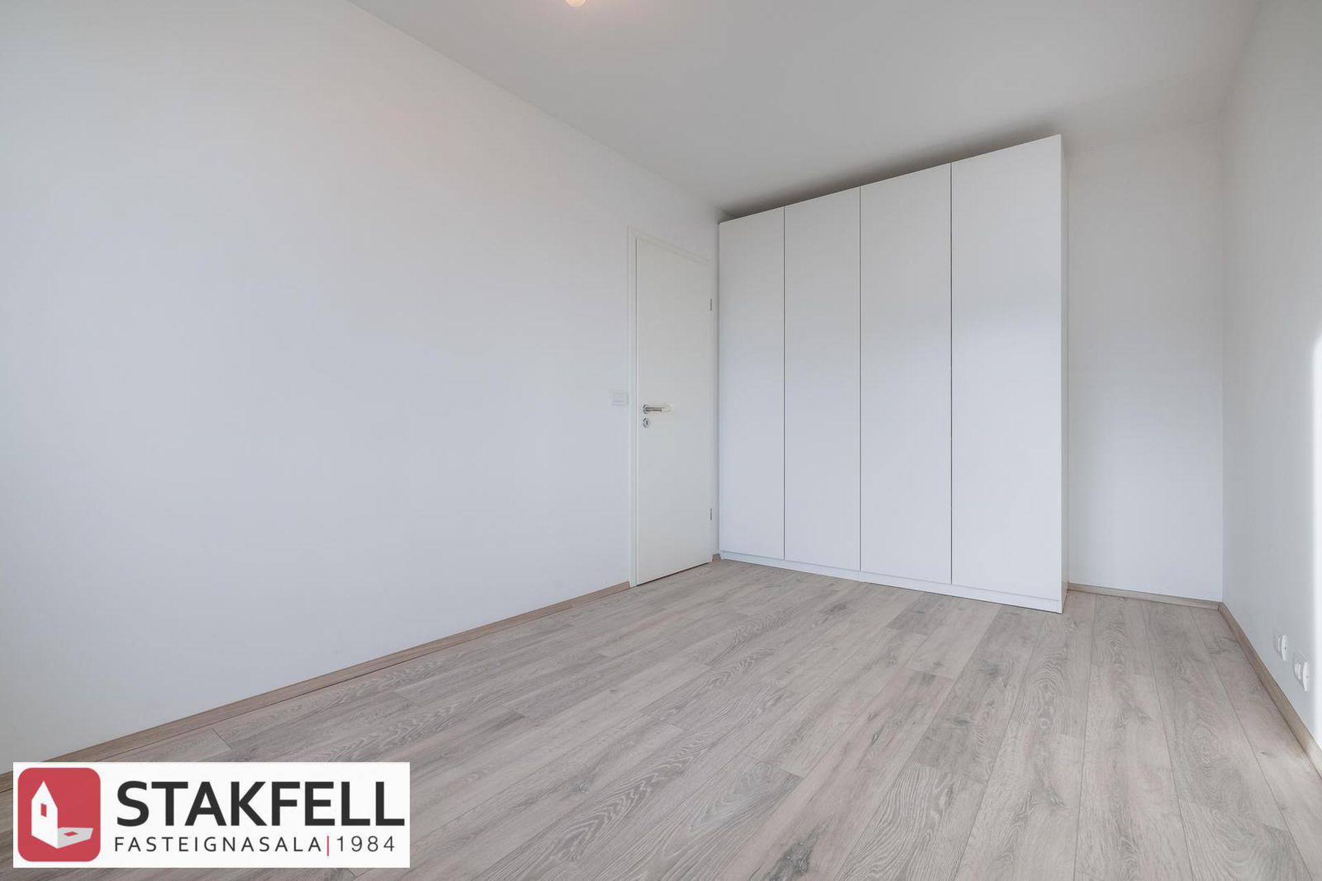 Dúfnahólar 4, 111 Reykjavík