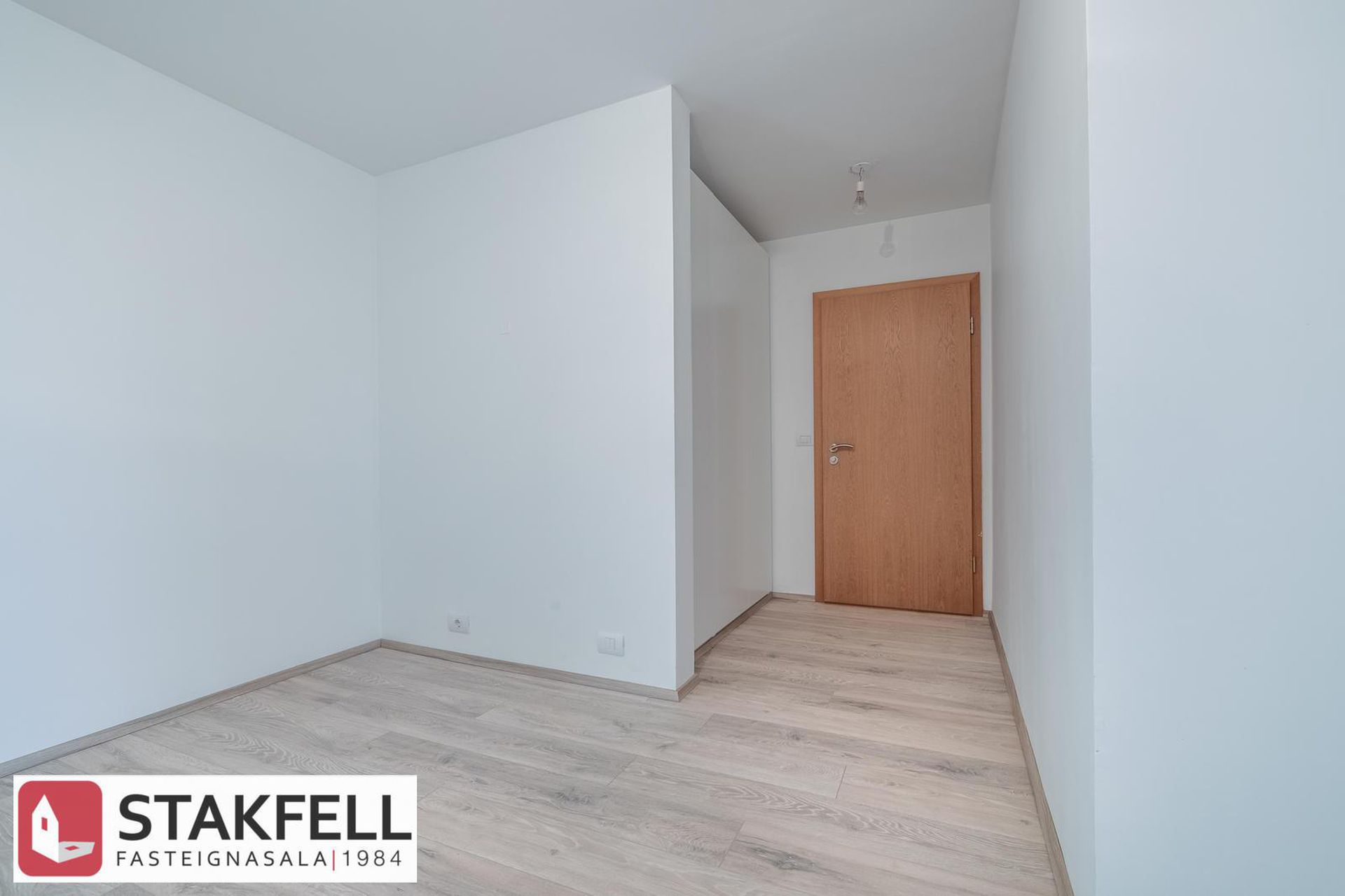 Dúfnahólar 4, 111 Reykjavík