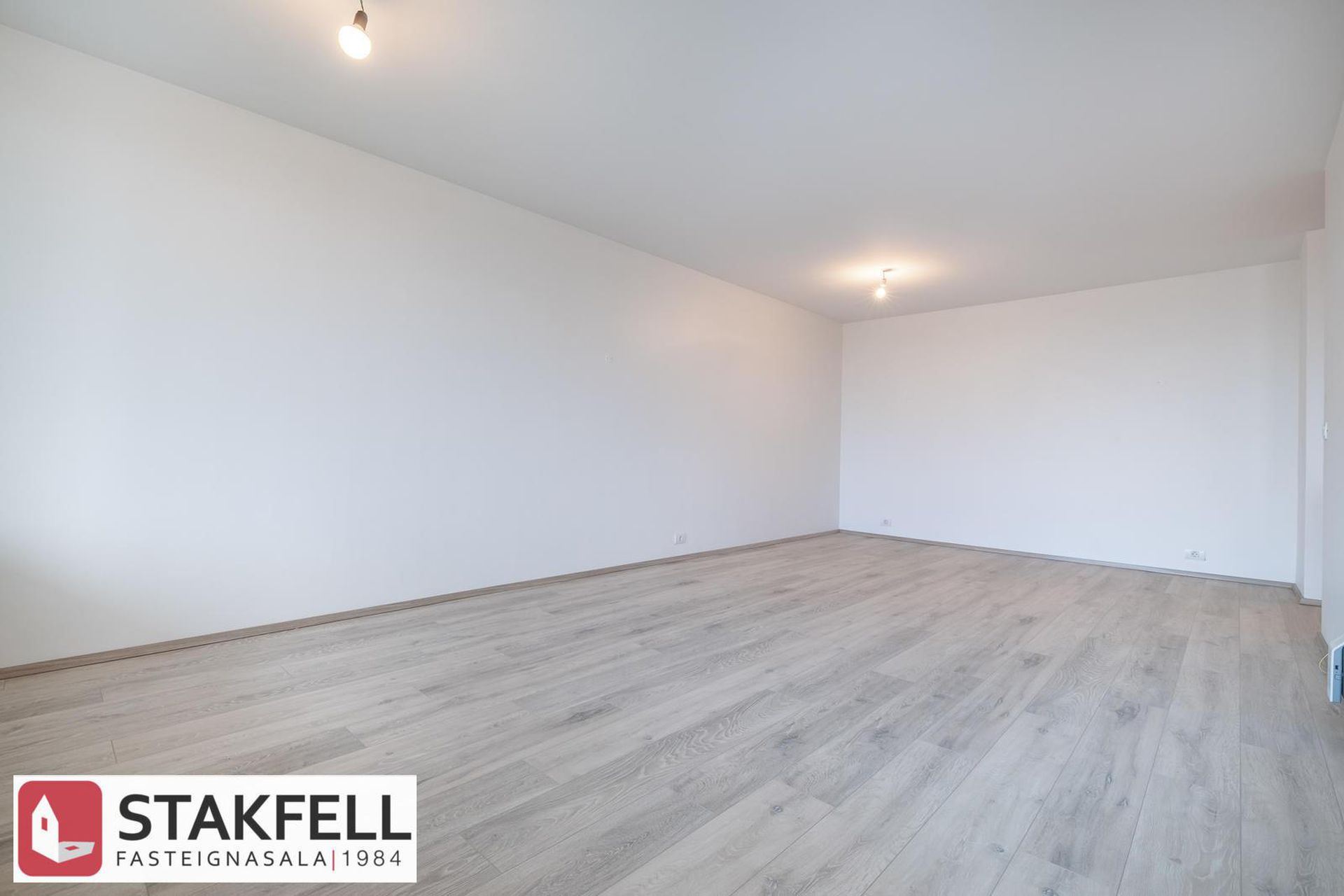 Dúfnahólar 4, 111 Reykjavík