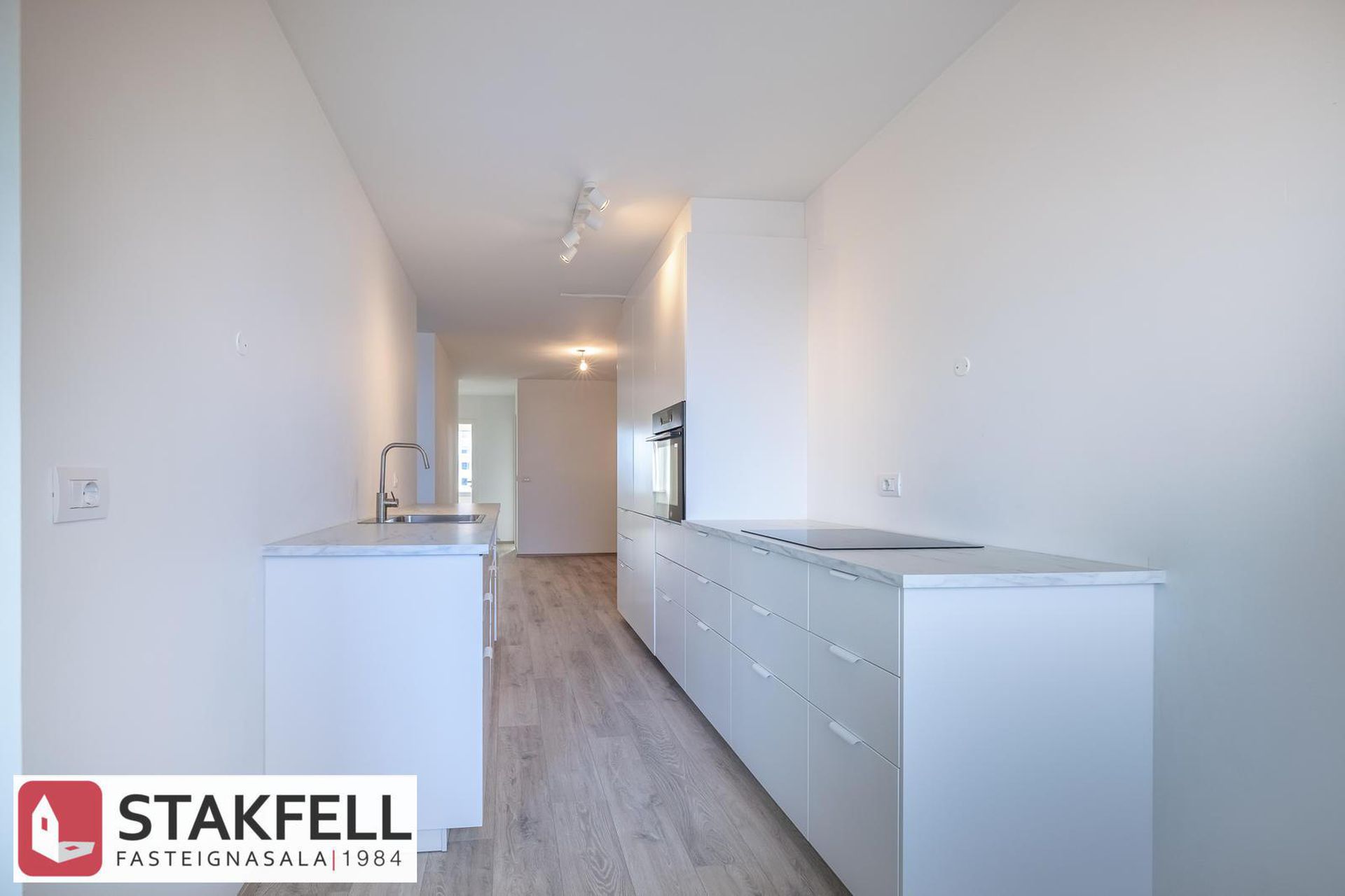 Dúfnahólar 4, 111 Reykjavík