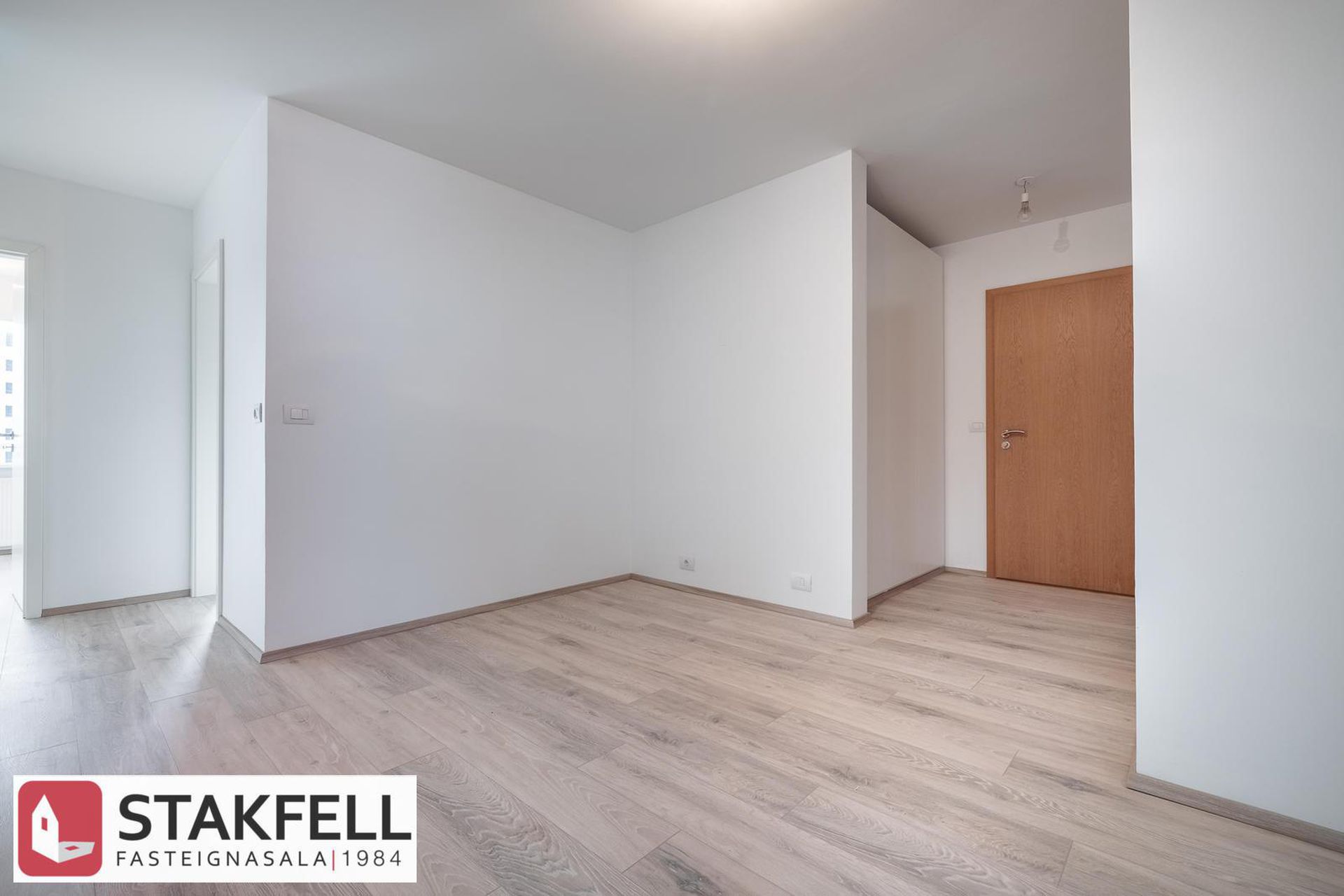 Dúfnahólar 4, 111 Reykjavík
