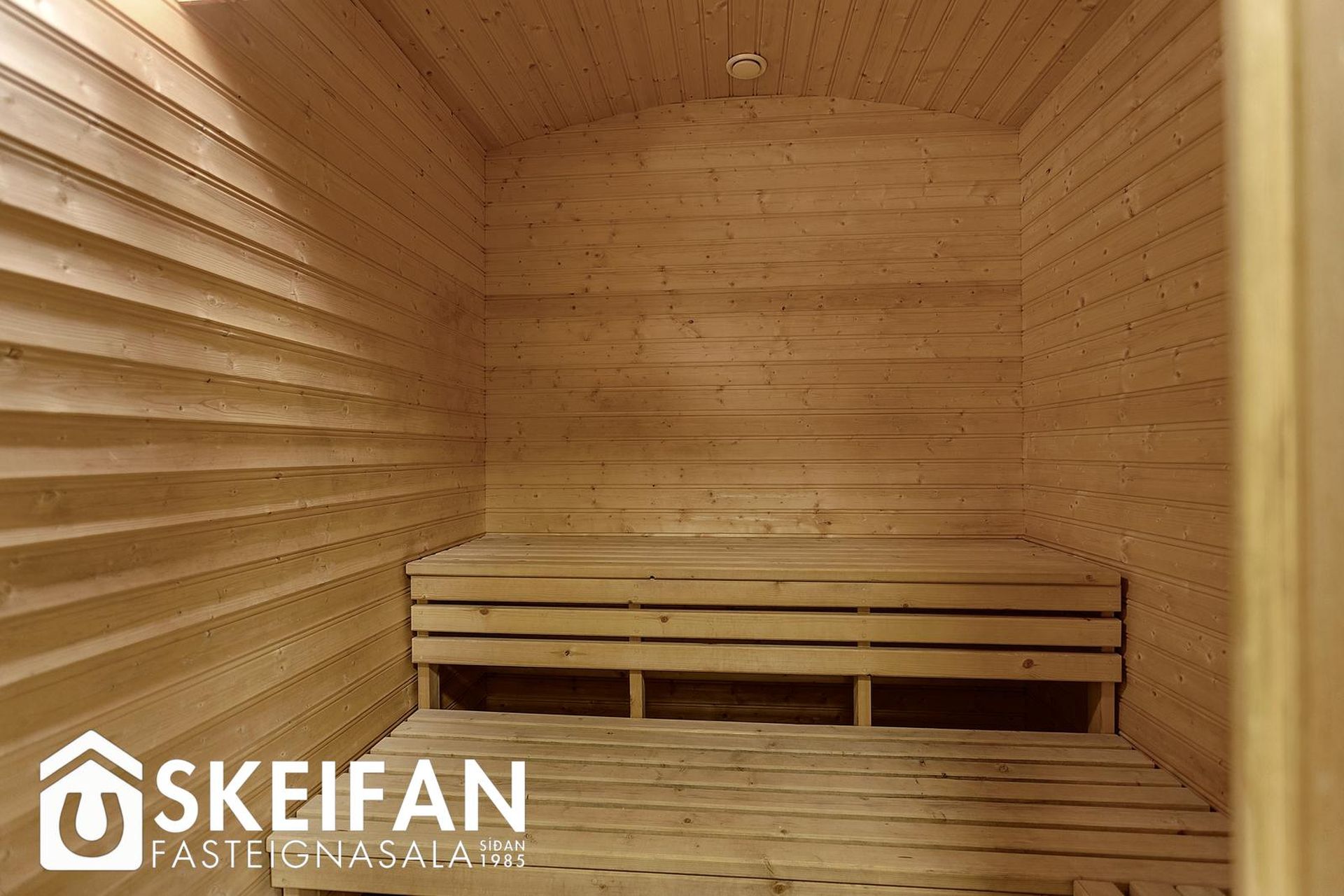 Sléttuvegur 17, 103 Reykjavík