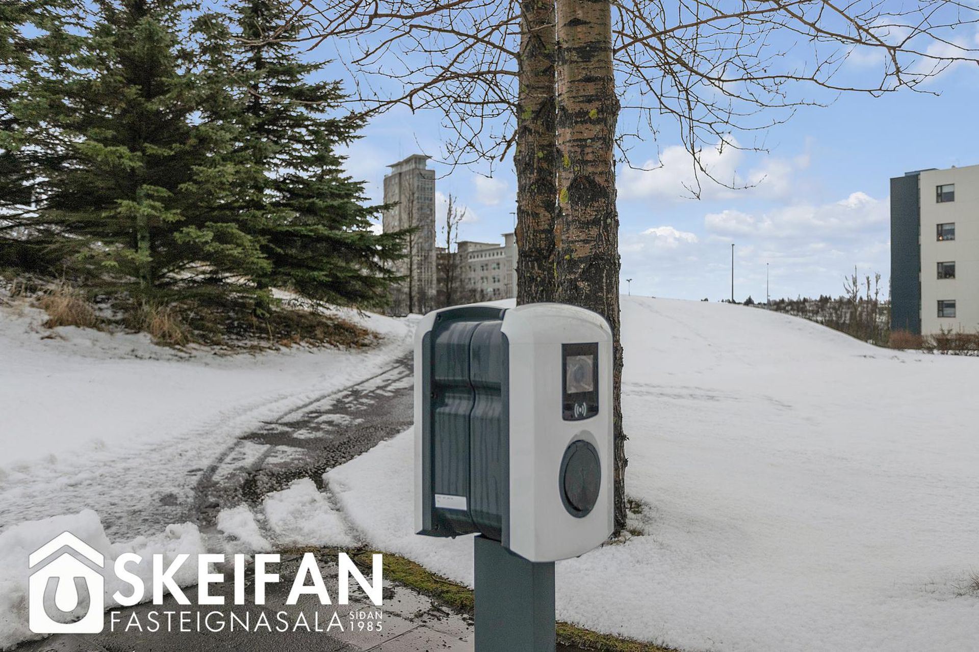 Sléttuvegur 17, 103 Reykjavík