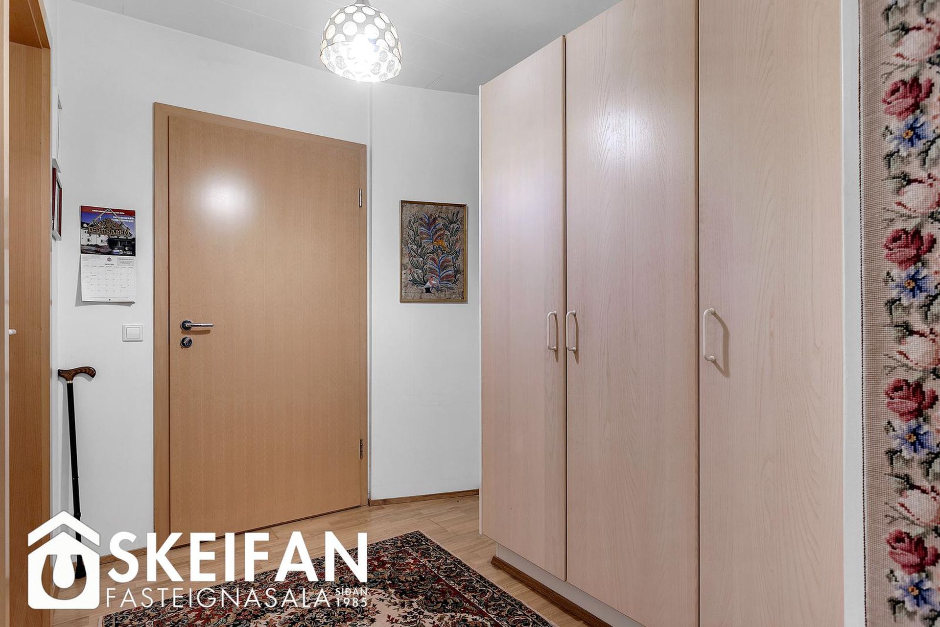 Sléttuvegur 17, 103 Reykjavík