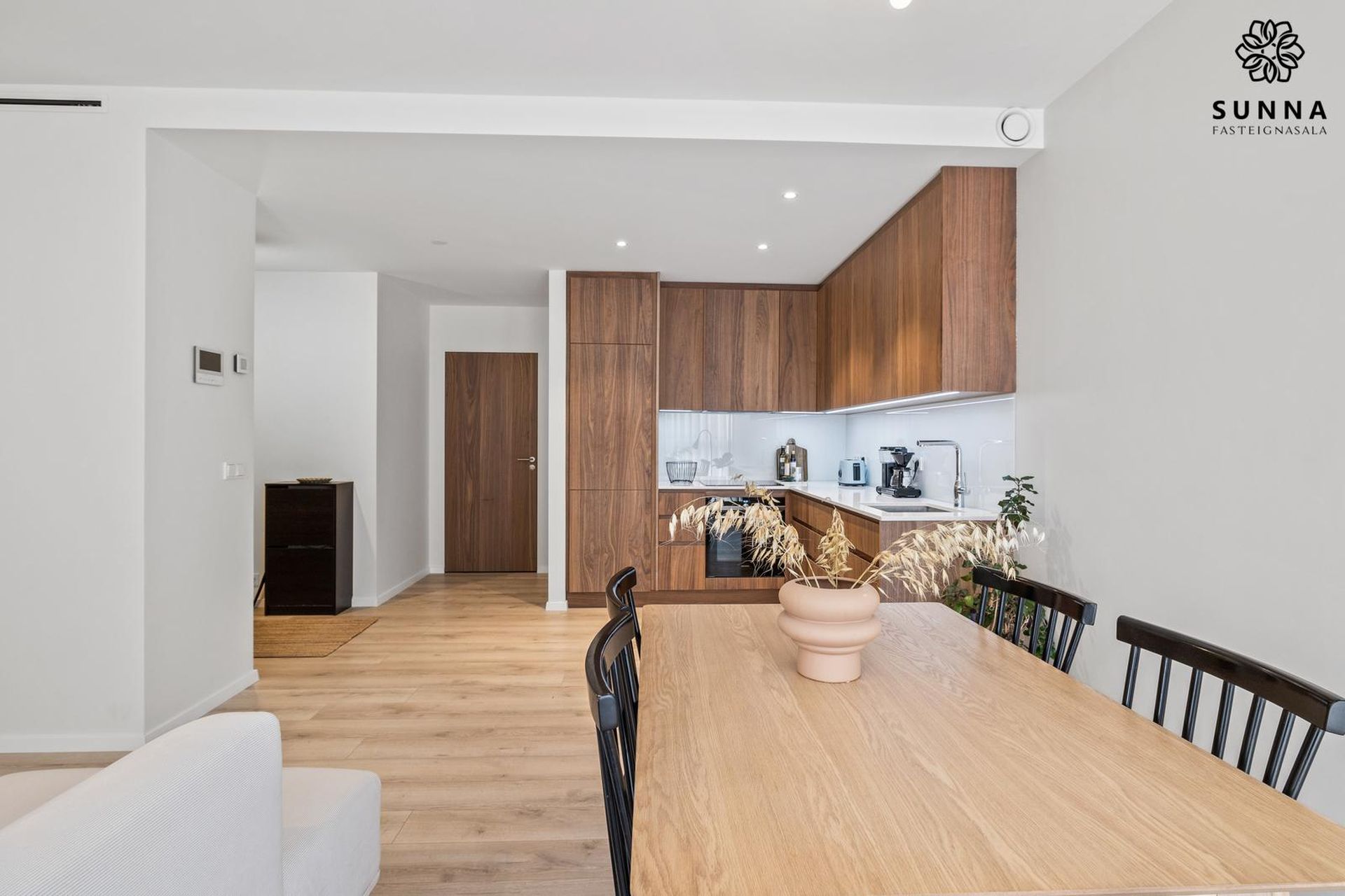 Hallgerðargata 3, 105 Reykjavík