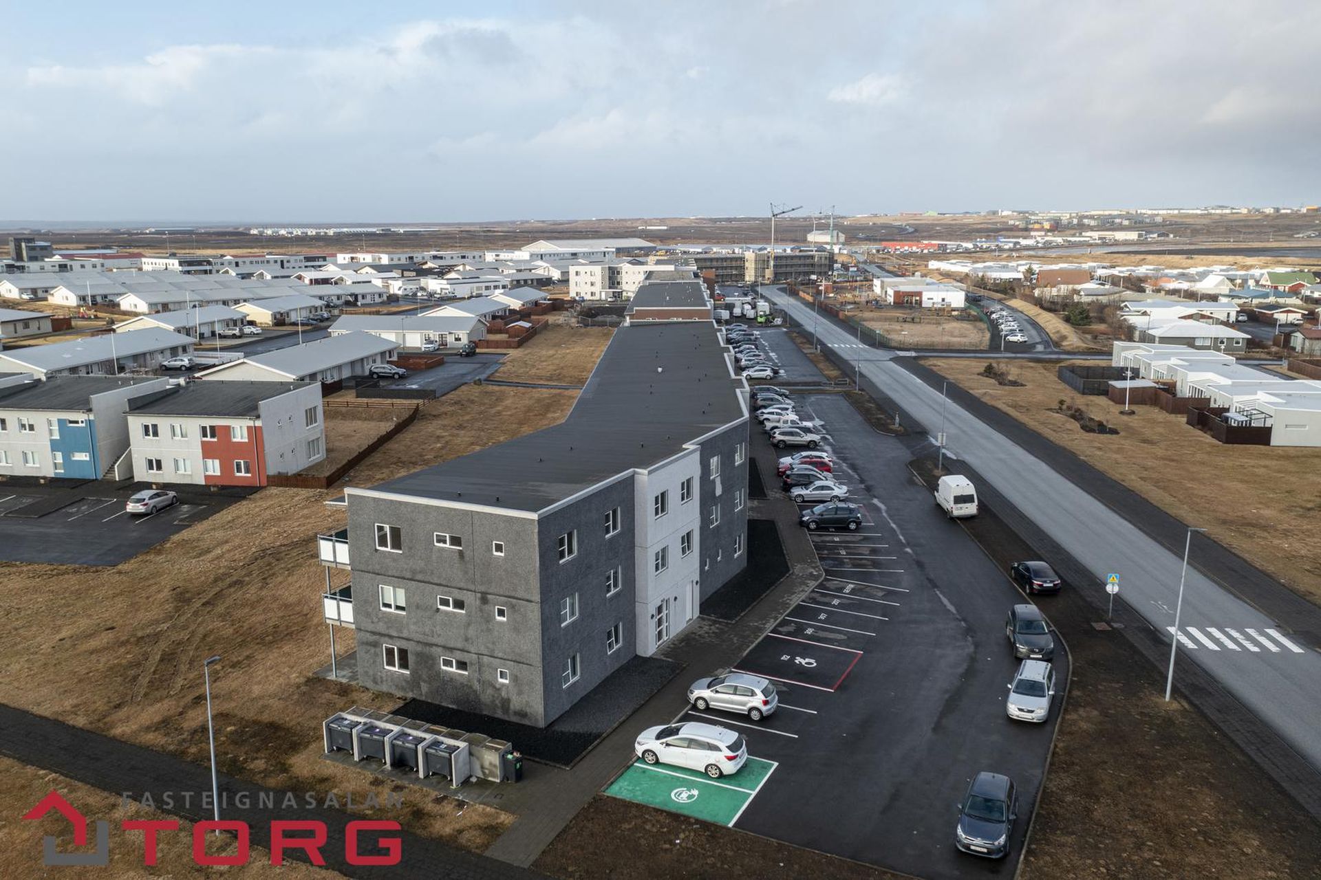 Tjarnabraut 14, 260 Reykjanesbær