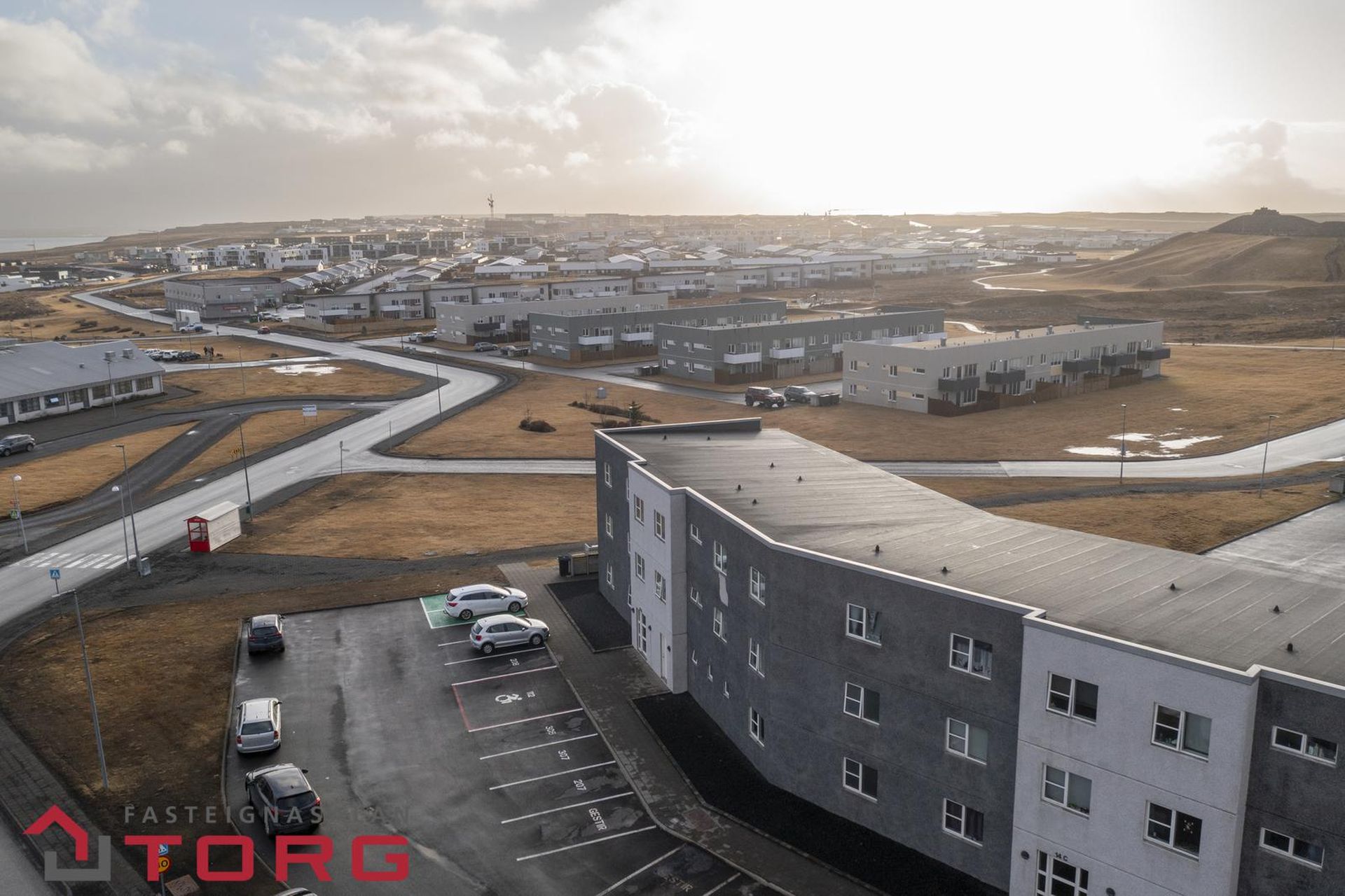 Tjarnabraut 14, 260 Reykjanesbær