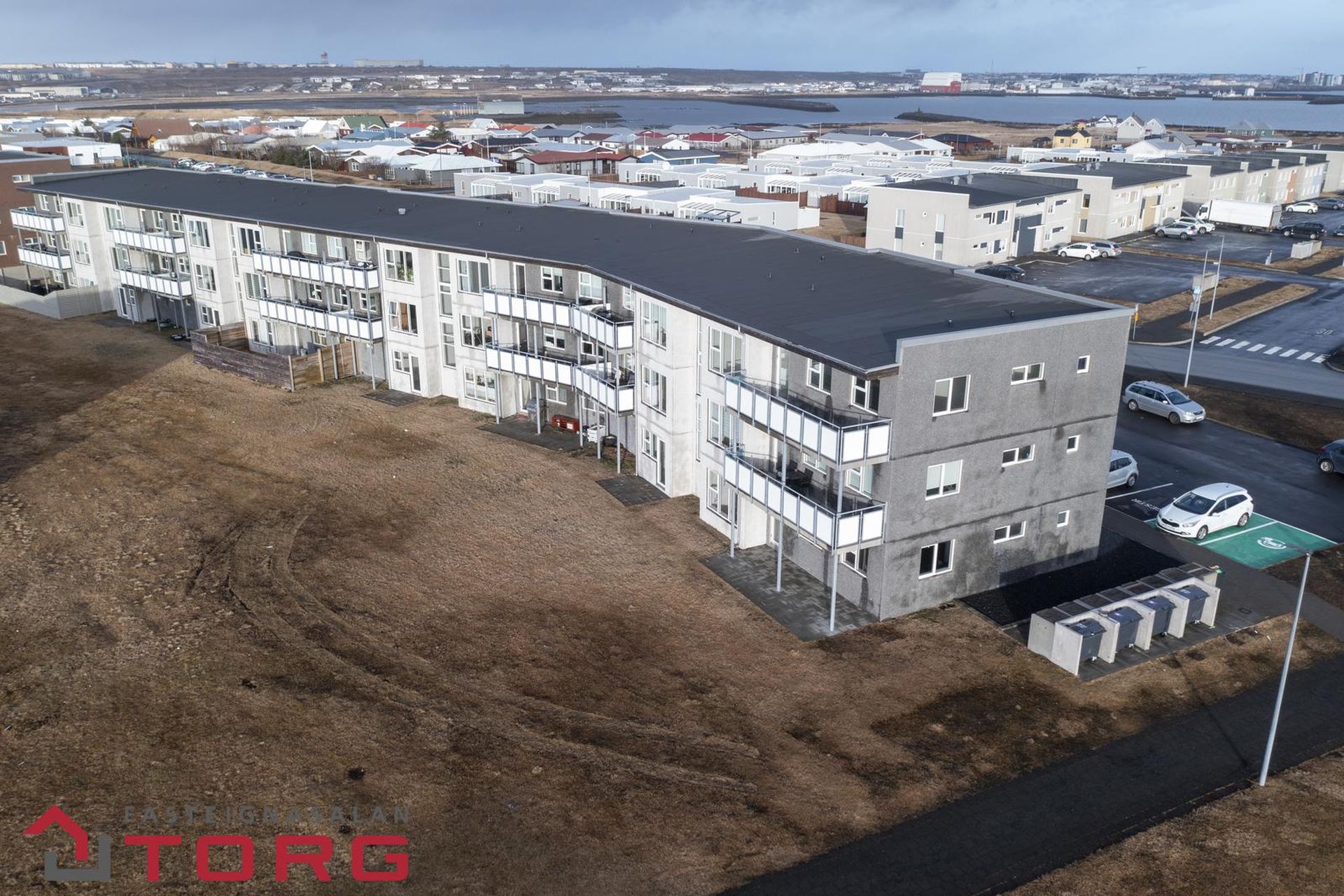 Tjarnabraut 14, 260 Reykjanesbær