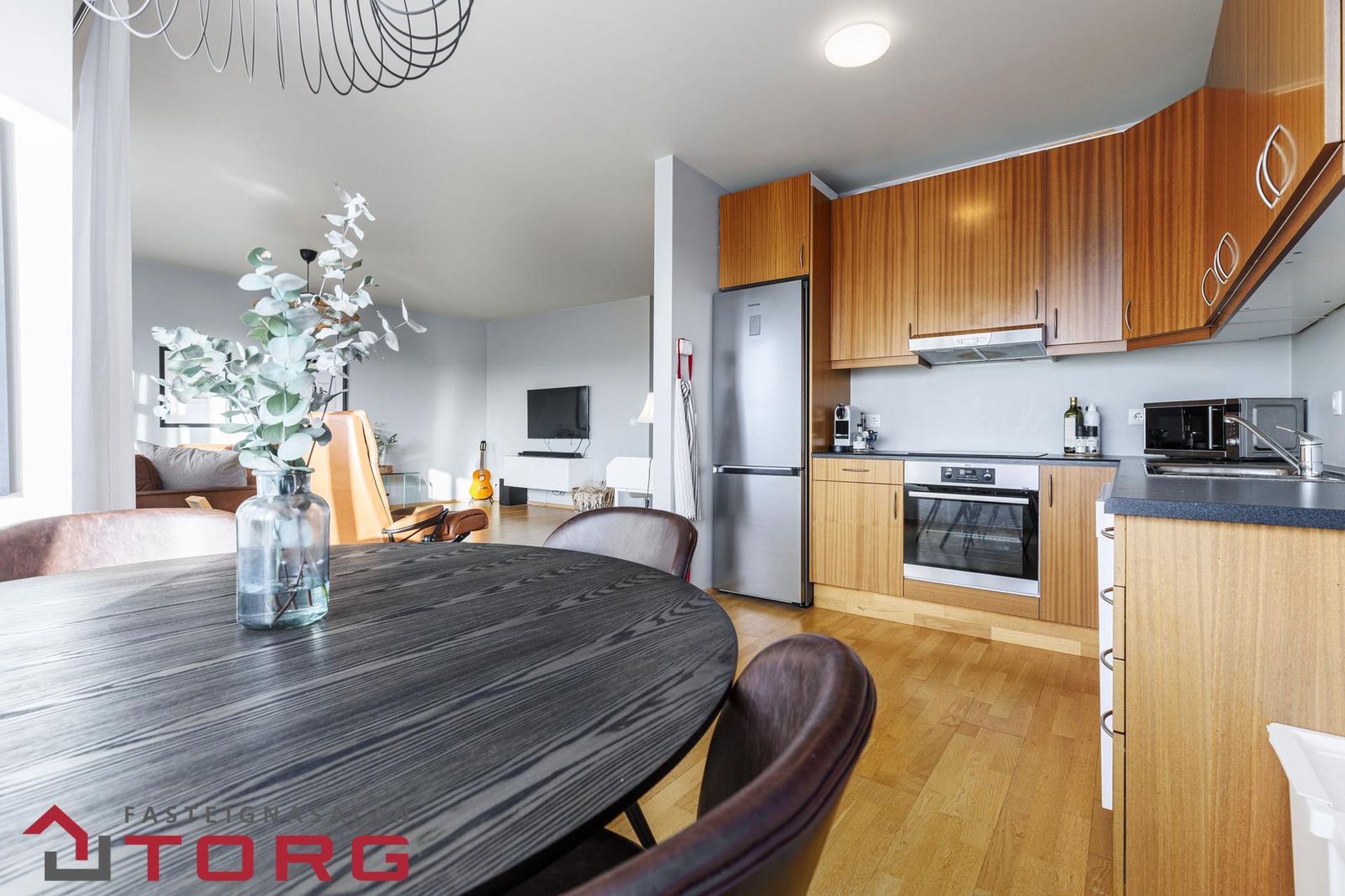 Tjarnabraut 14, 260 Reykjanesbær