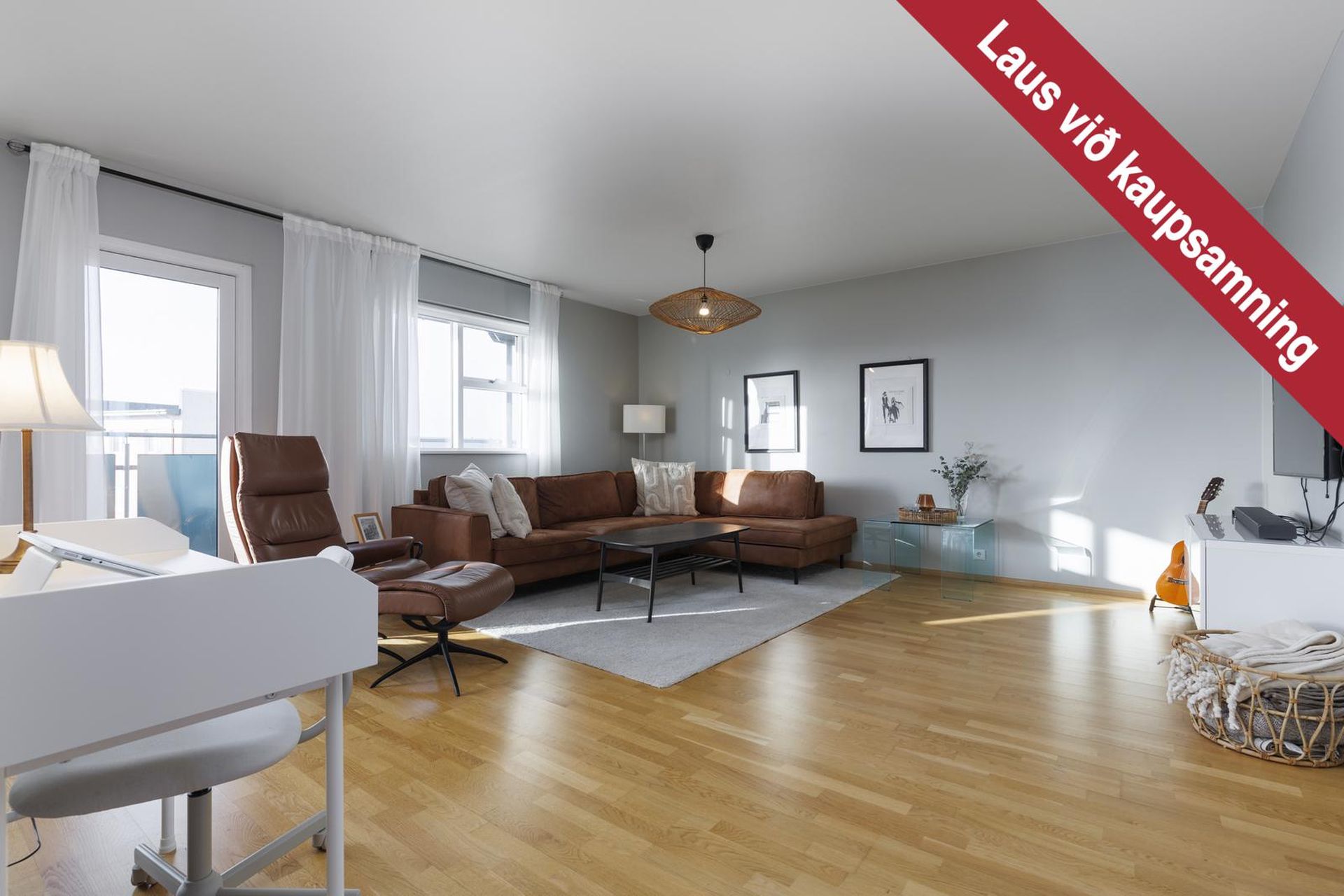 Tjarnabraut 14, 260 Reykjanesbær