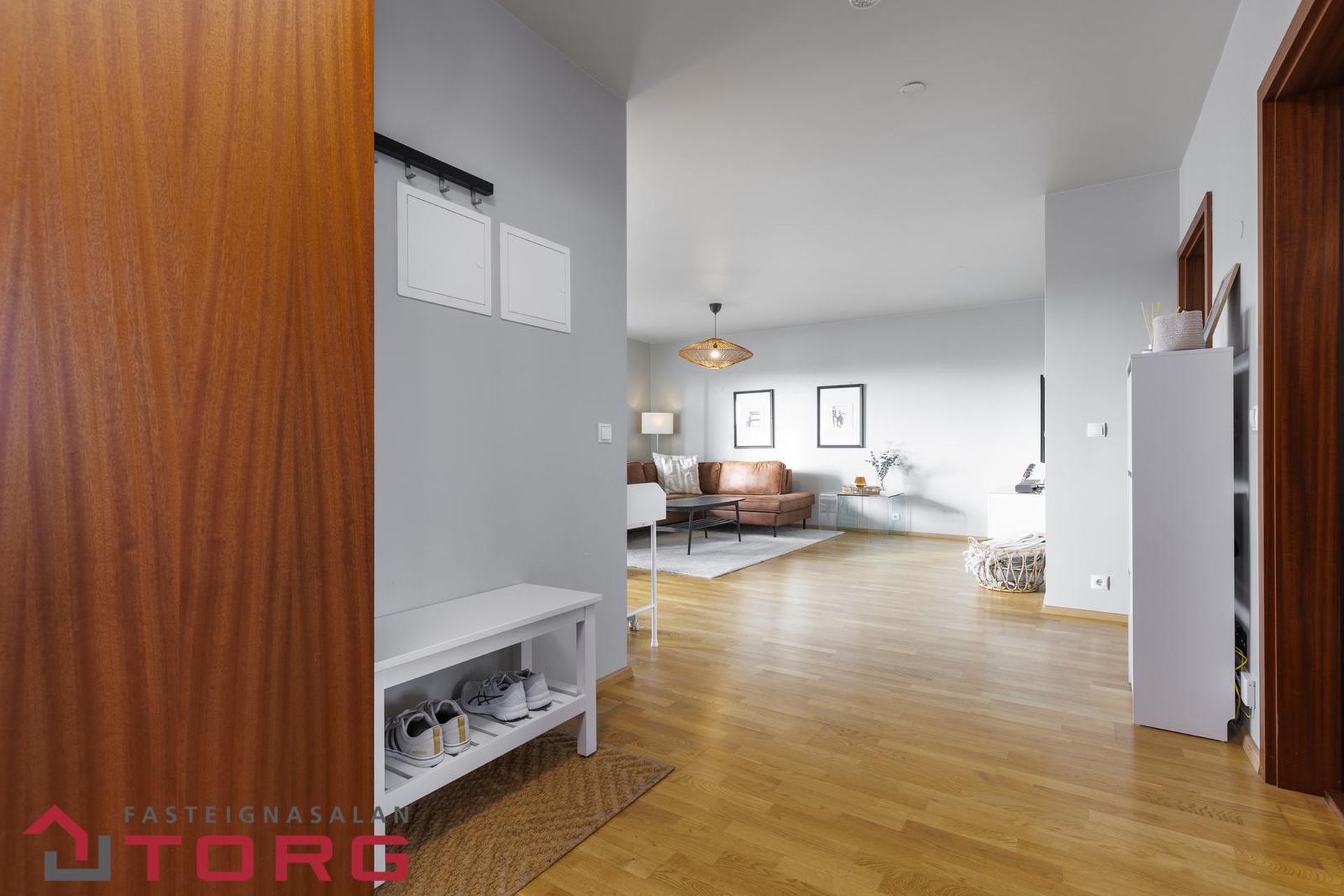 Tjarnabraut 14, 260 Reykjanesbær