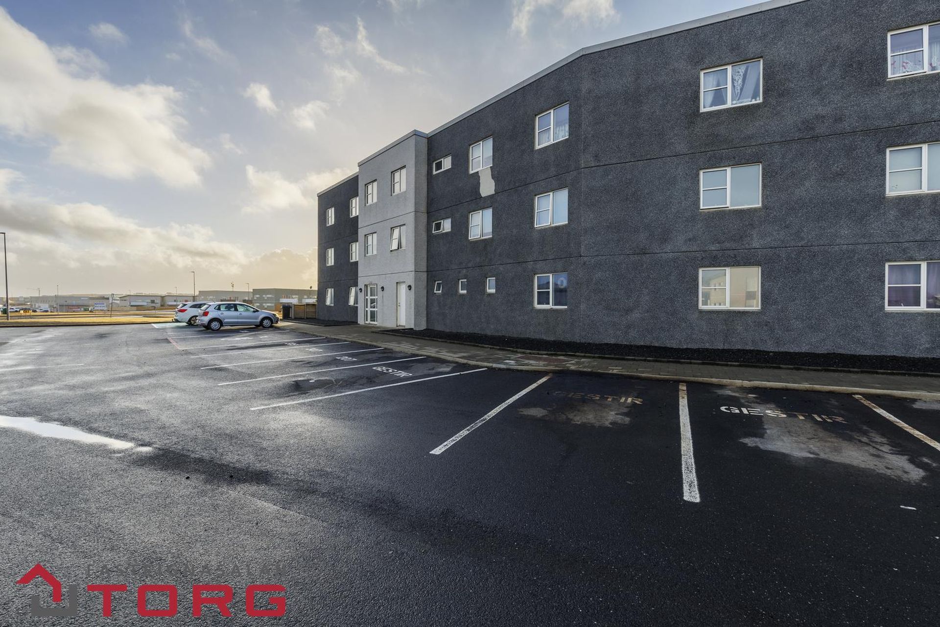 Tjarnabraut 14, 260 Reykjanesbær