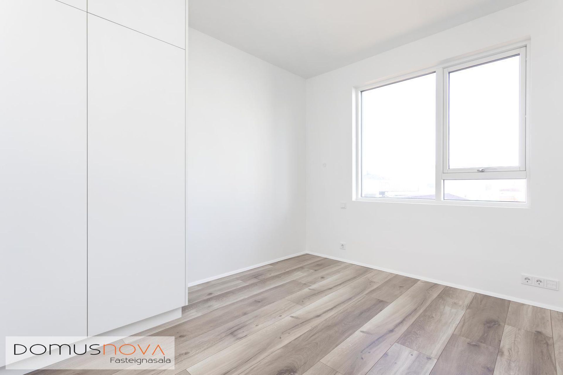 Víkurbraut 17, 230 Reykjanesbær