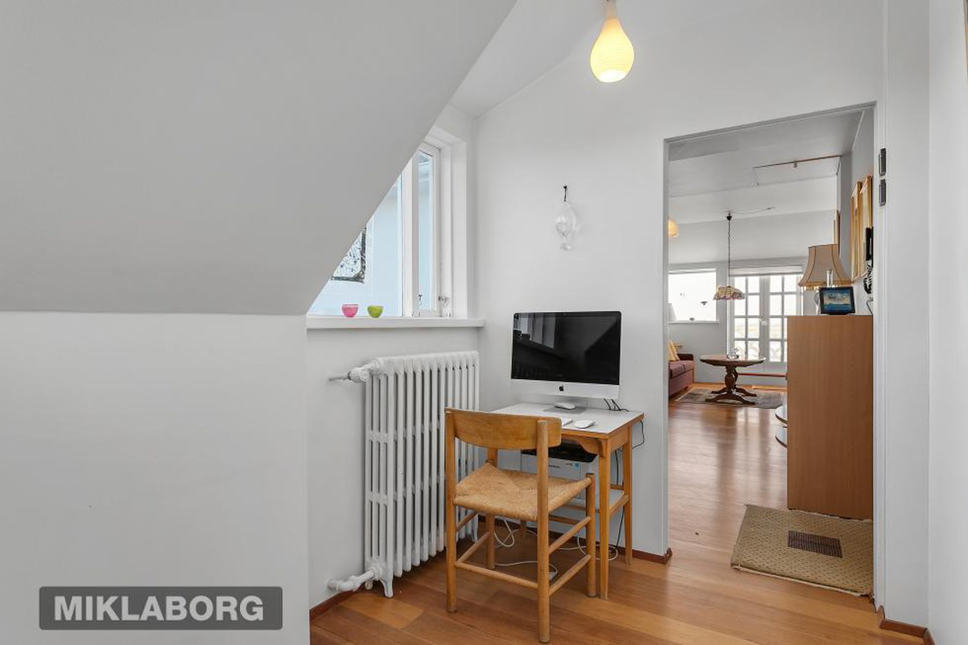 Ægisíða 76, 107 Reykjavík
