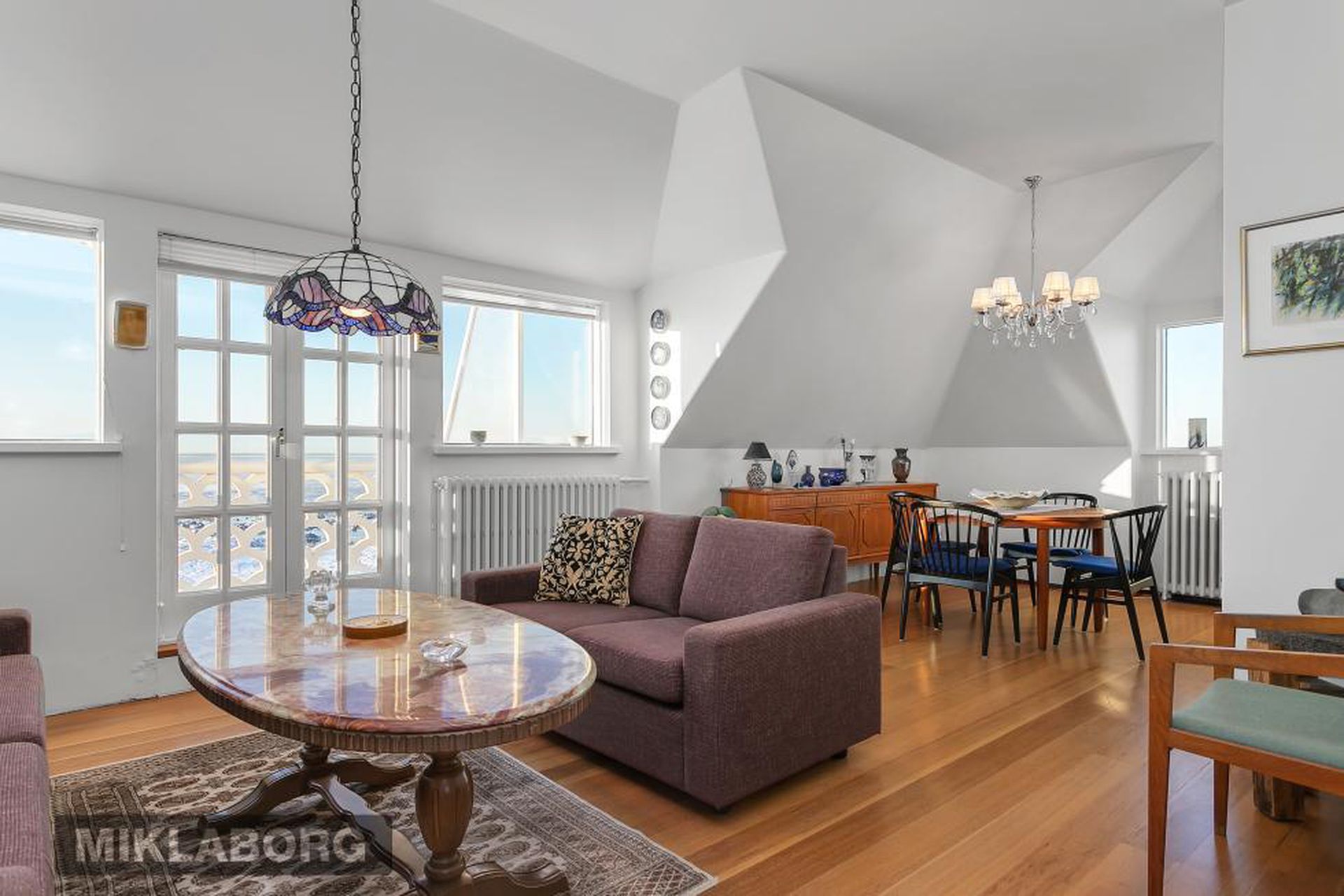 Ægisíða 76, 107 Reykjavík