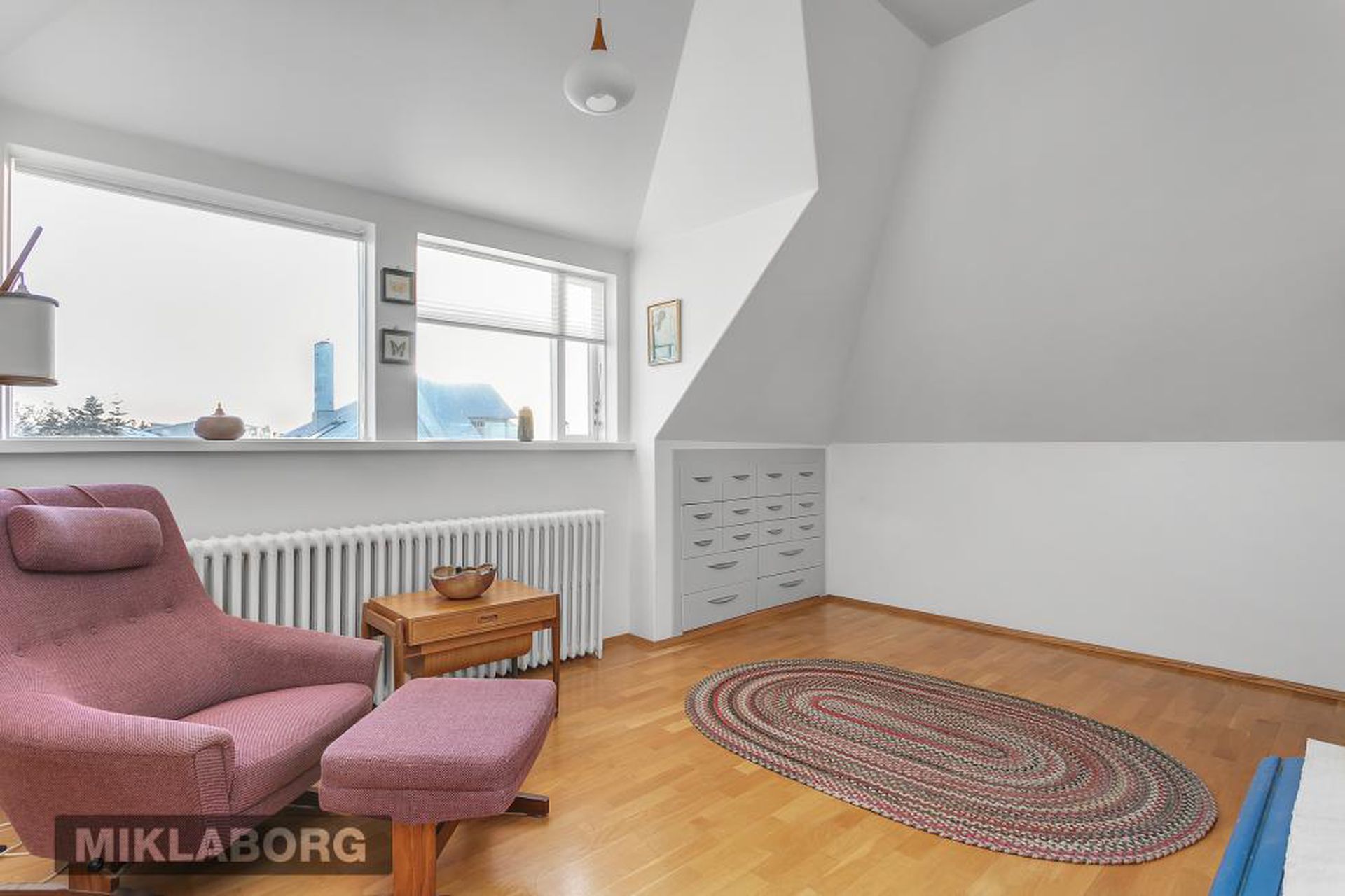 Ægisíða 76, 107 Reykjavík