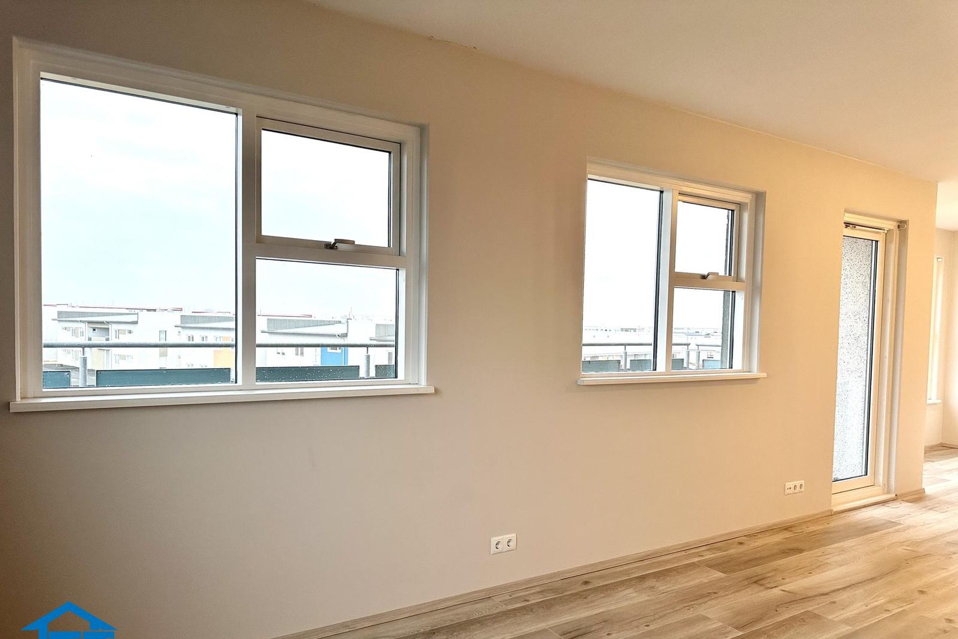 Tjarnabraut 14, 260 Reykjanesbær