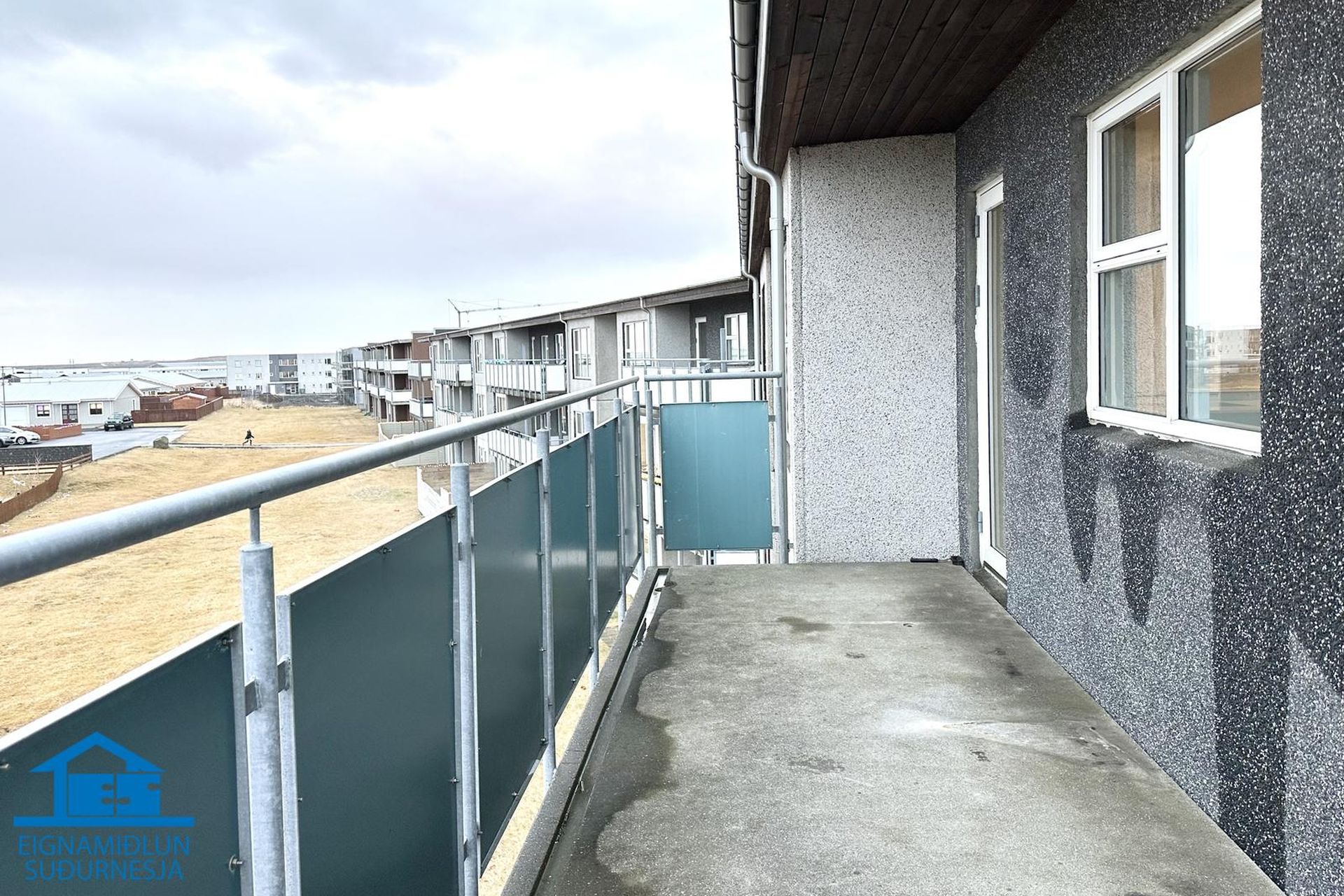 Tjarnabraut 14, 260 Reykjanesbær