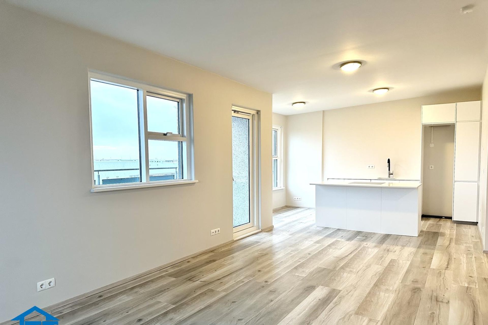 Tjarnabraut 14, 260 Reykjanesbær