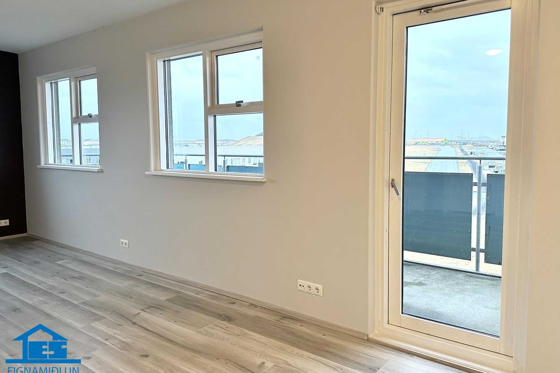 Tjarnabraut 14, 260 Reykjanesbær