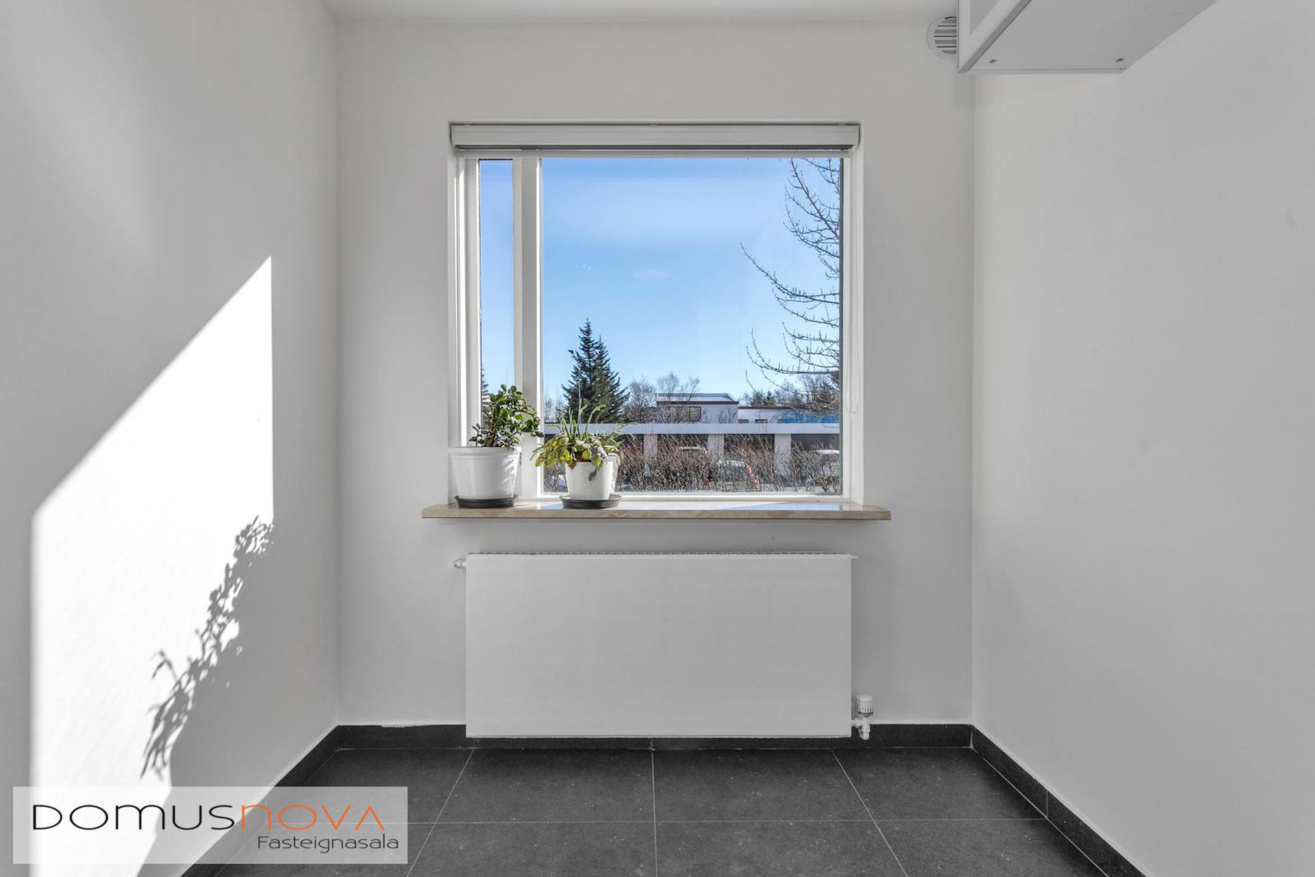 Hrafnhólar 4, 111 Reykjavík