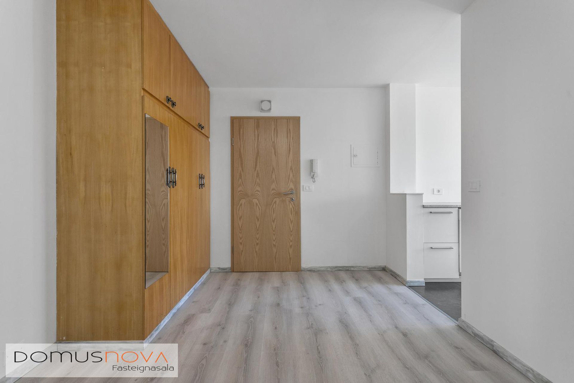 Hrafnhólar 4, 111 Reykjavík