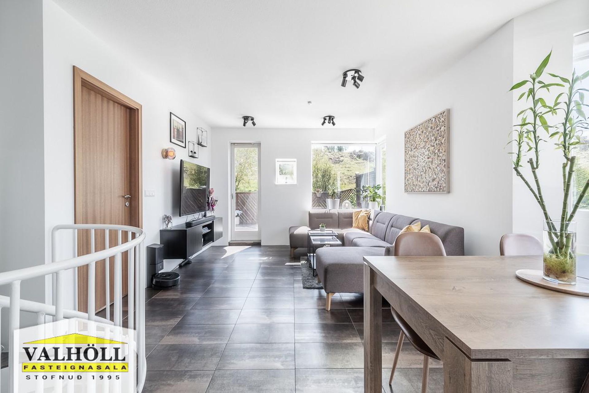 Jötnaborgir 12, 112 Reykjavík