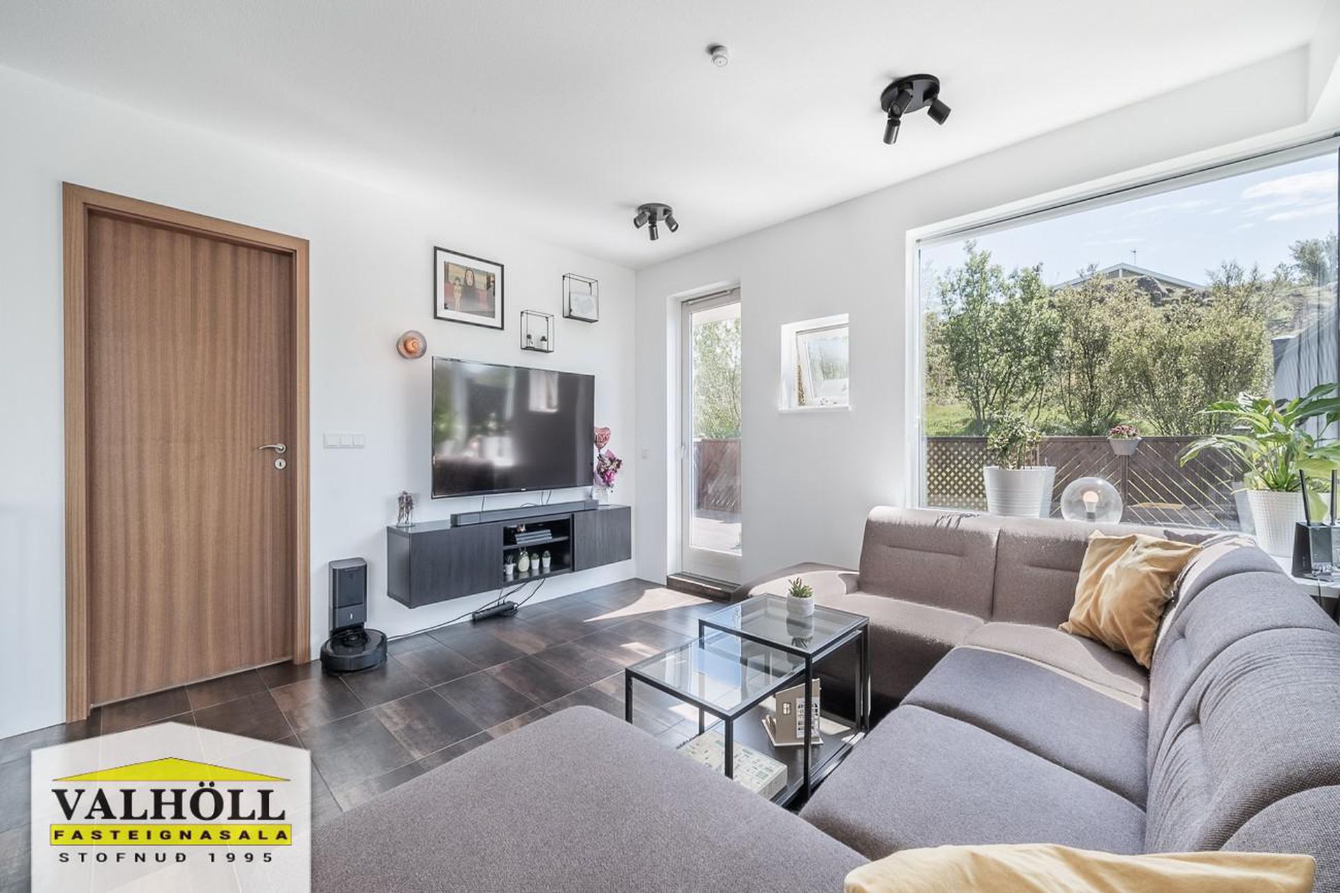 Jötnaborgir 12, 112 Reykjavík