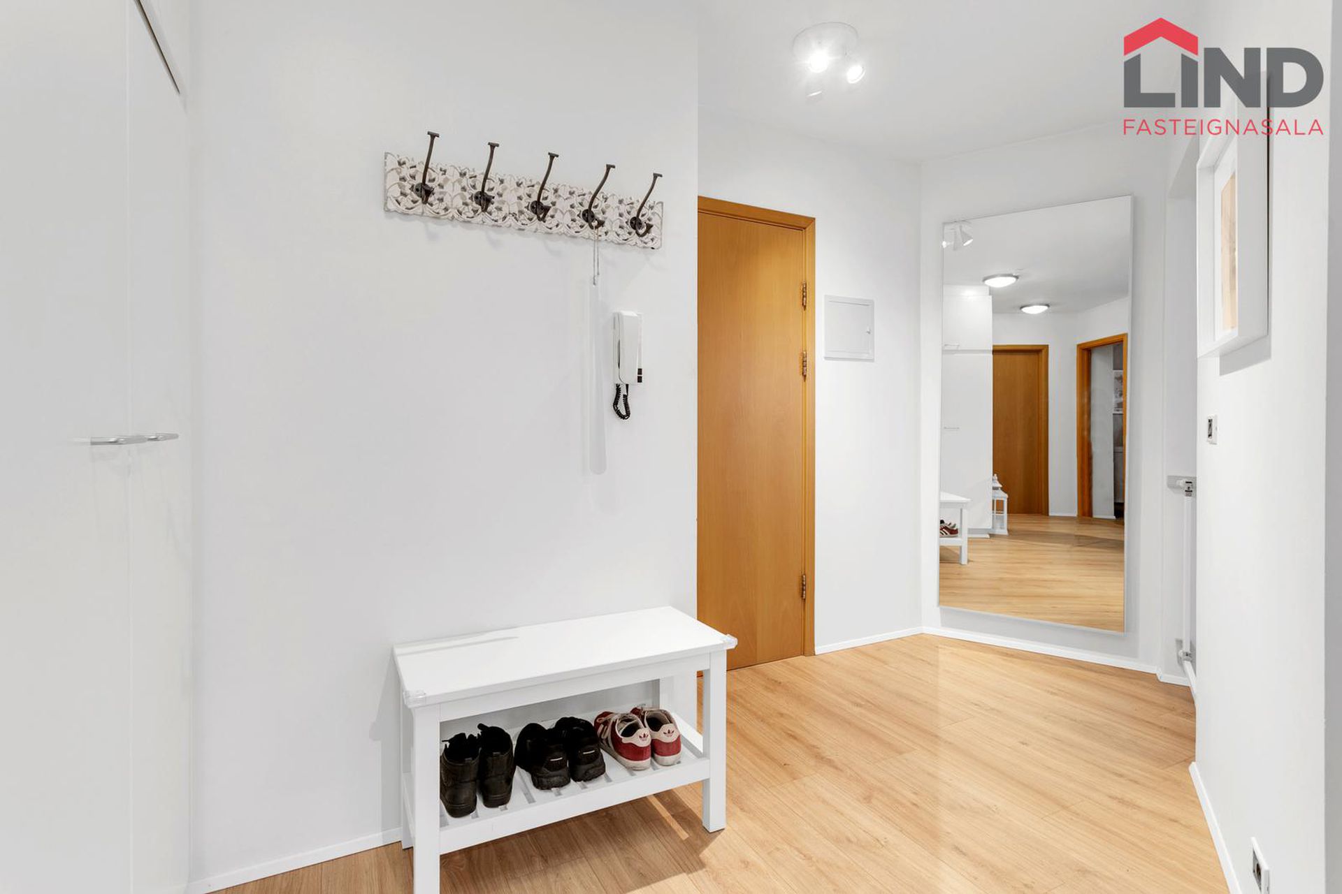 Trönuhjalli 1, 200 Kópavogur