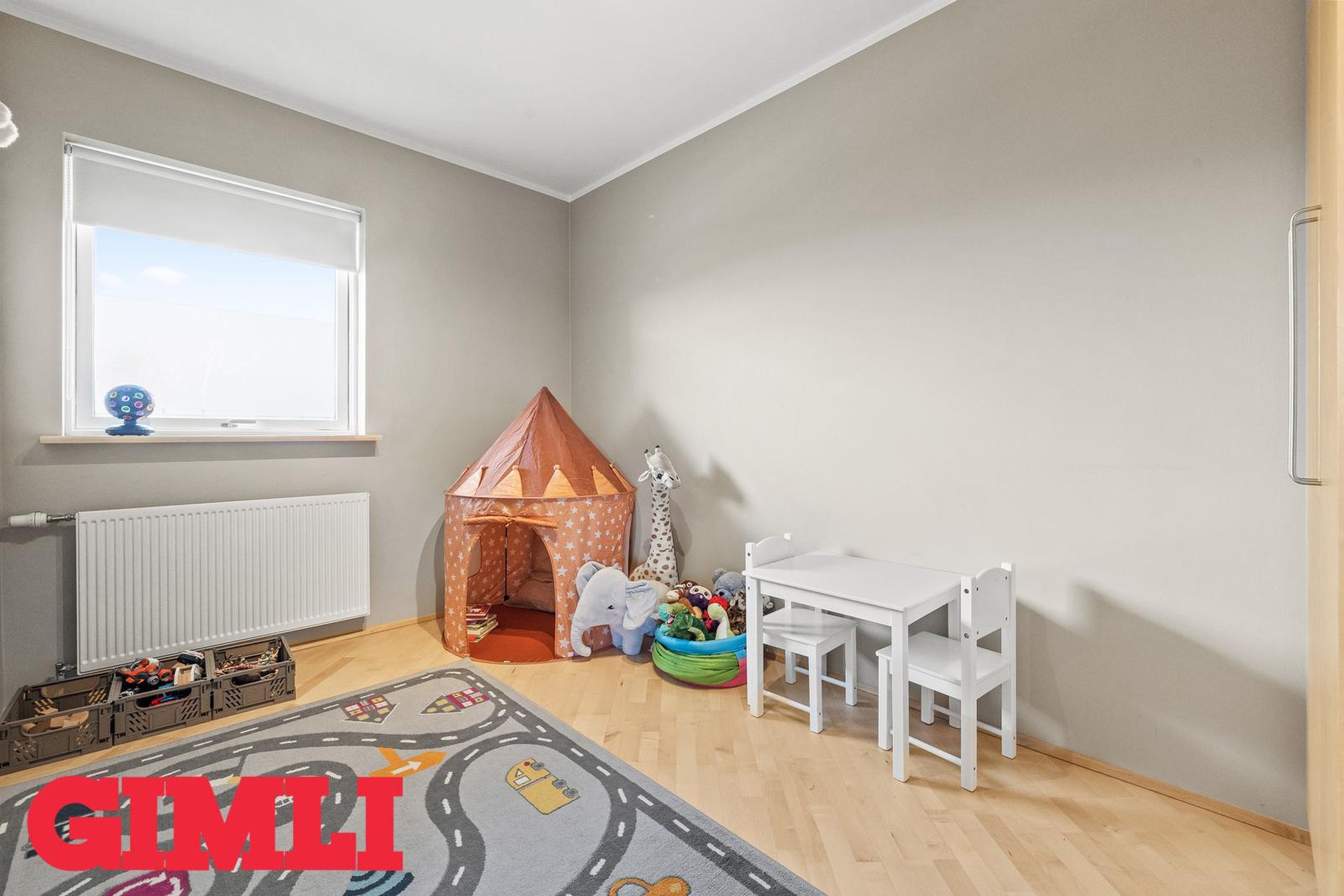 Þórðarsveigur 16, 113 Reykjavík