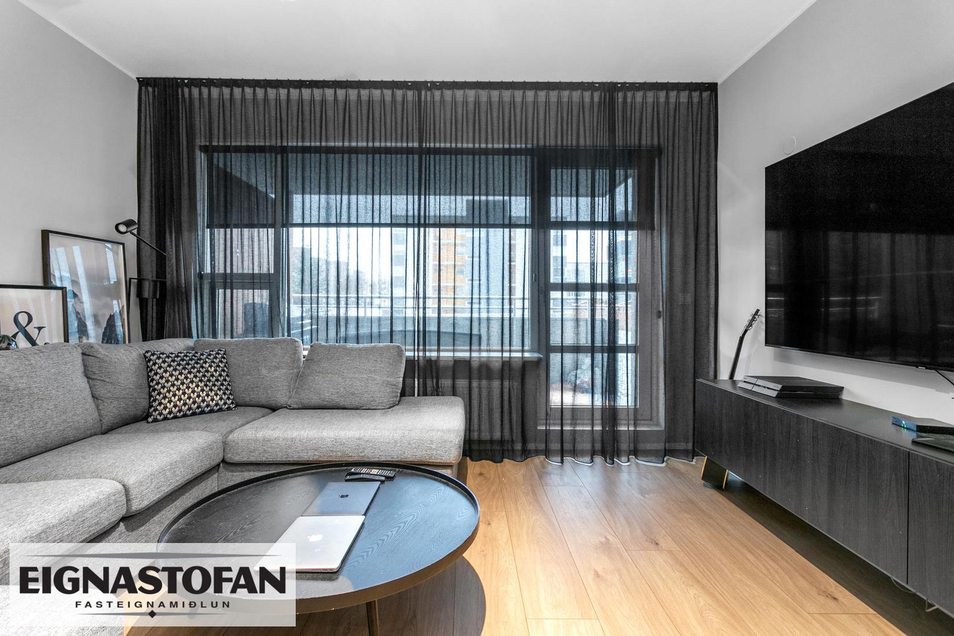 Þórðarsveigur 30, 113 Reykjavík