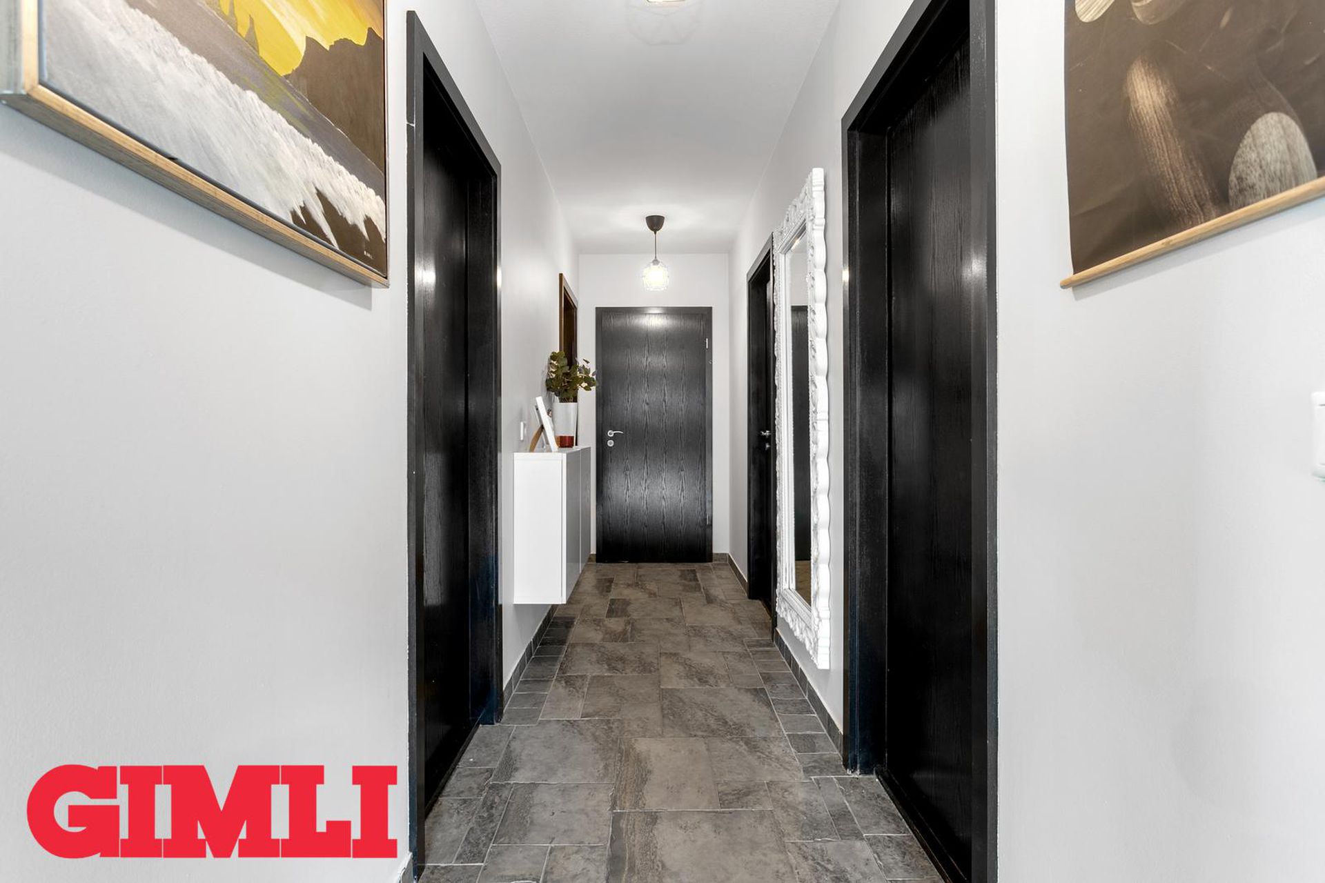 Klapparhlíð 24, 270 Mosfellsbær