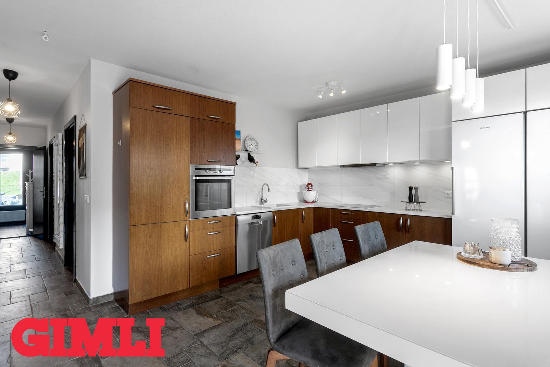 Klapparhlíð 24, 270 Mosfellsbær