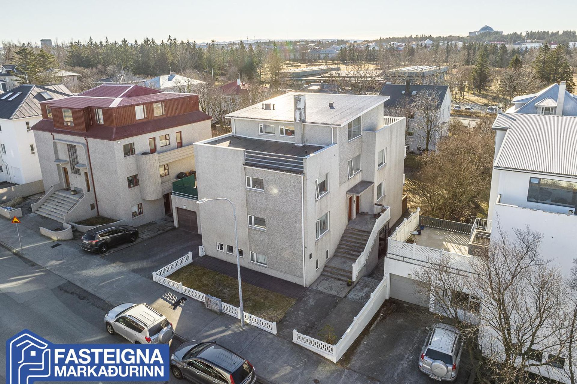 Háteigsvegur 12, 105 Reykjavík