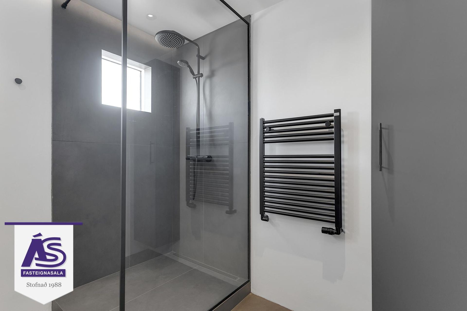 Traðarberg 23, 221 Hafnarfjörður