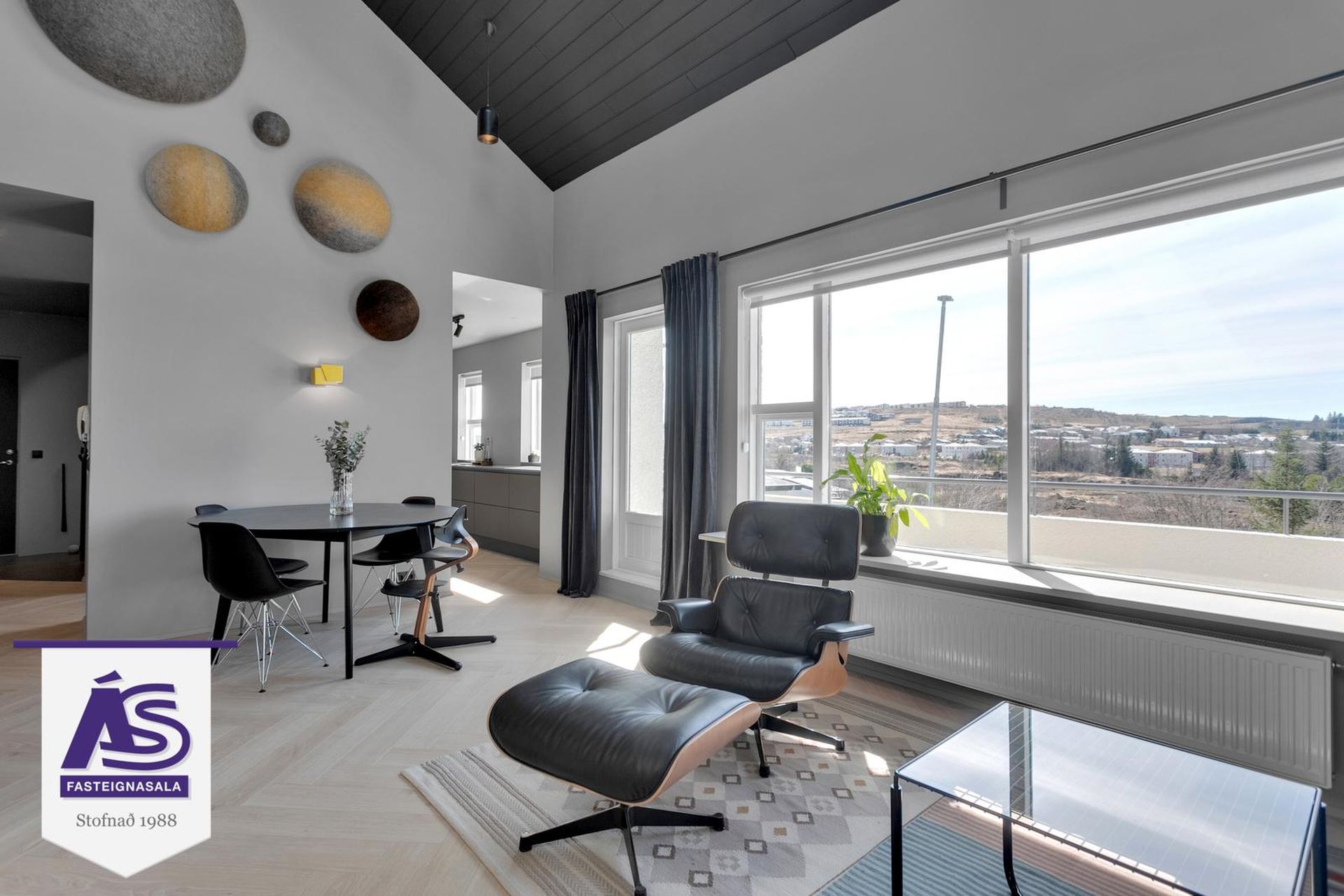 Traðarberg 23, 221 Hafnarfjörður