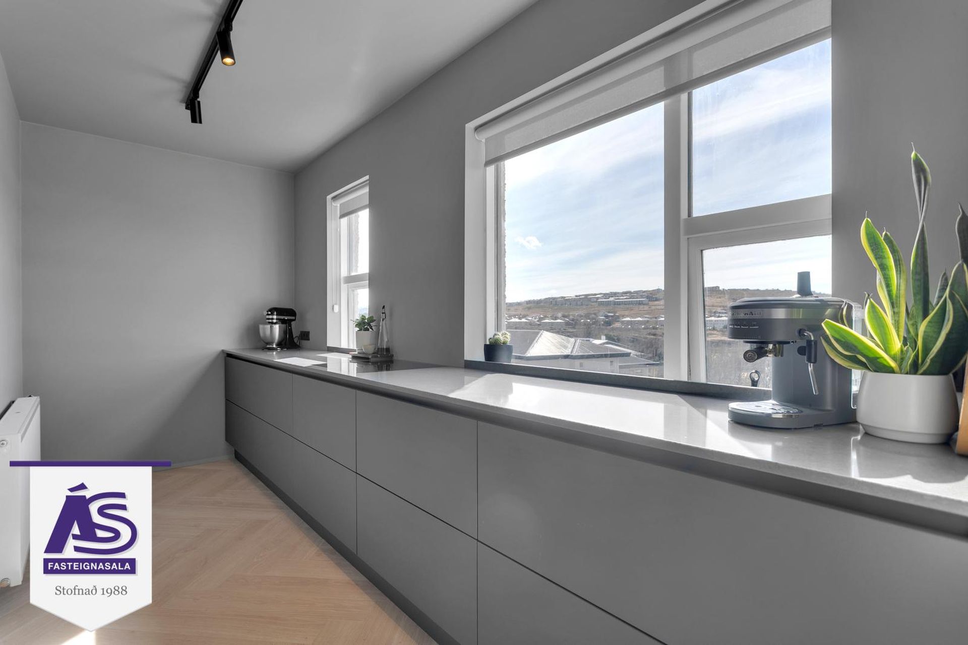 Traðarberg 23, 221 Hafnarfjörður