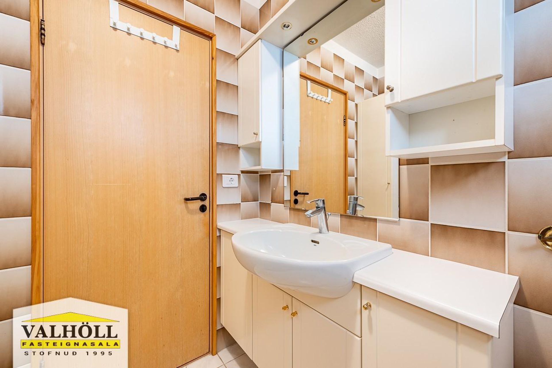 Ástún 10, 200 Kópavogur